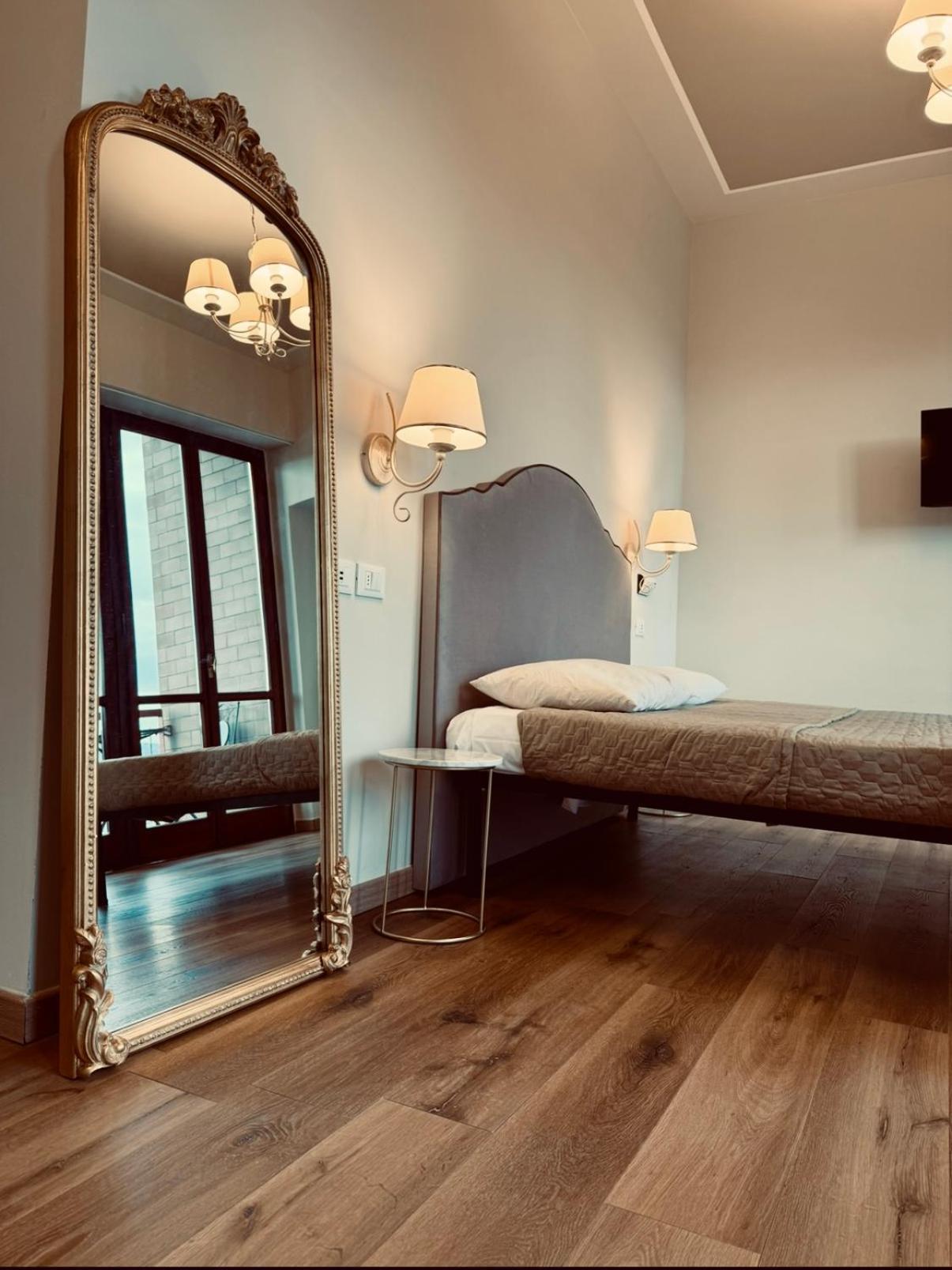 Bed & Breakfast La Boutique By Rjgal Florence
