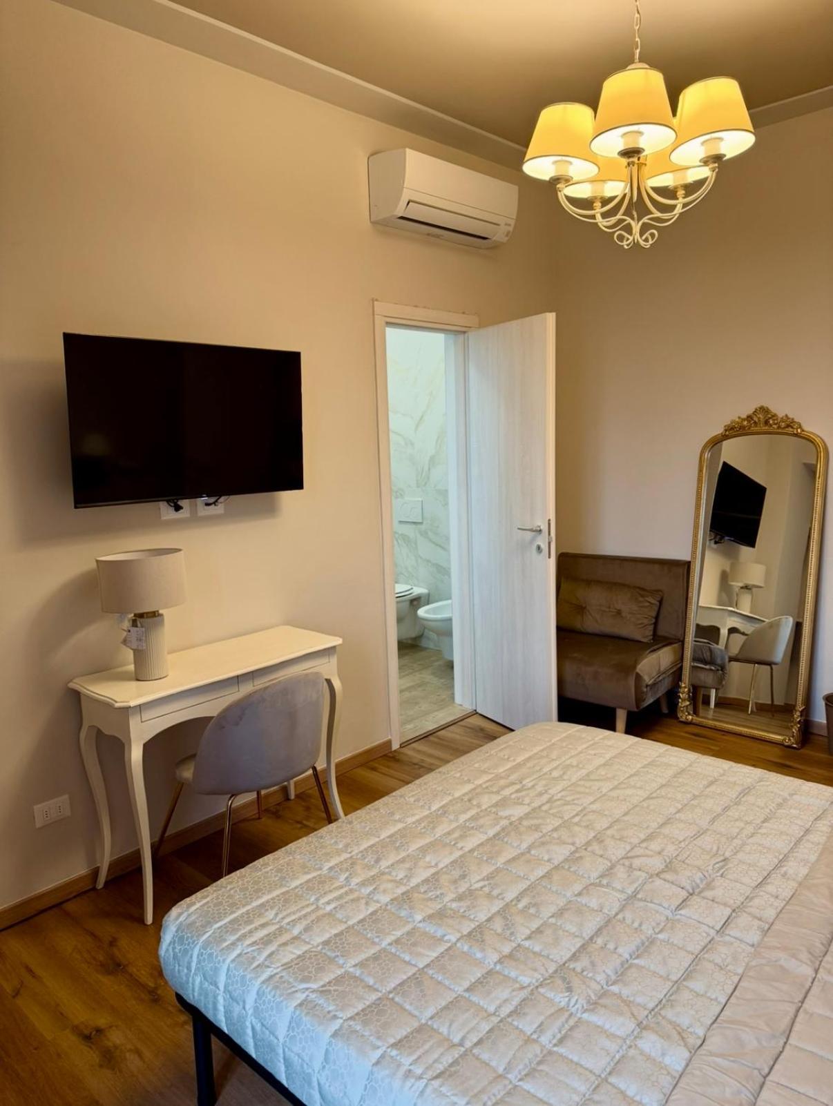 Bed & Breakfast La Boutique By Rjgal Florence