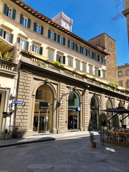 Next To The Duomo Of Florence, Raffaello, With Private Patio Firenze