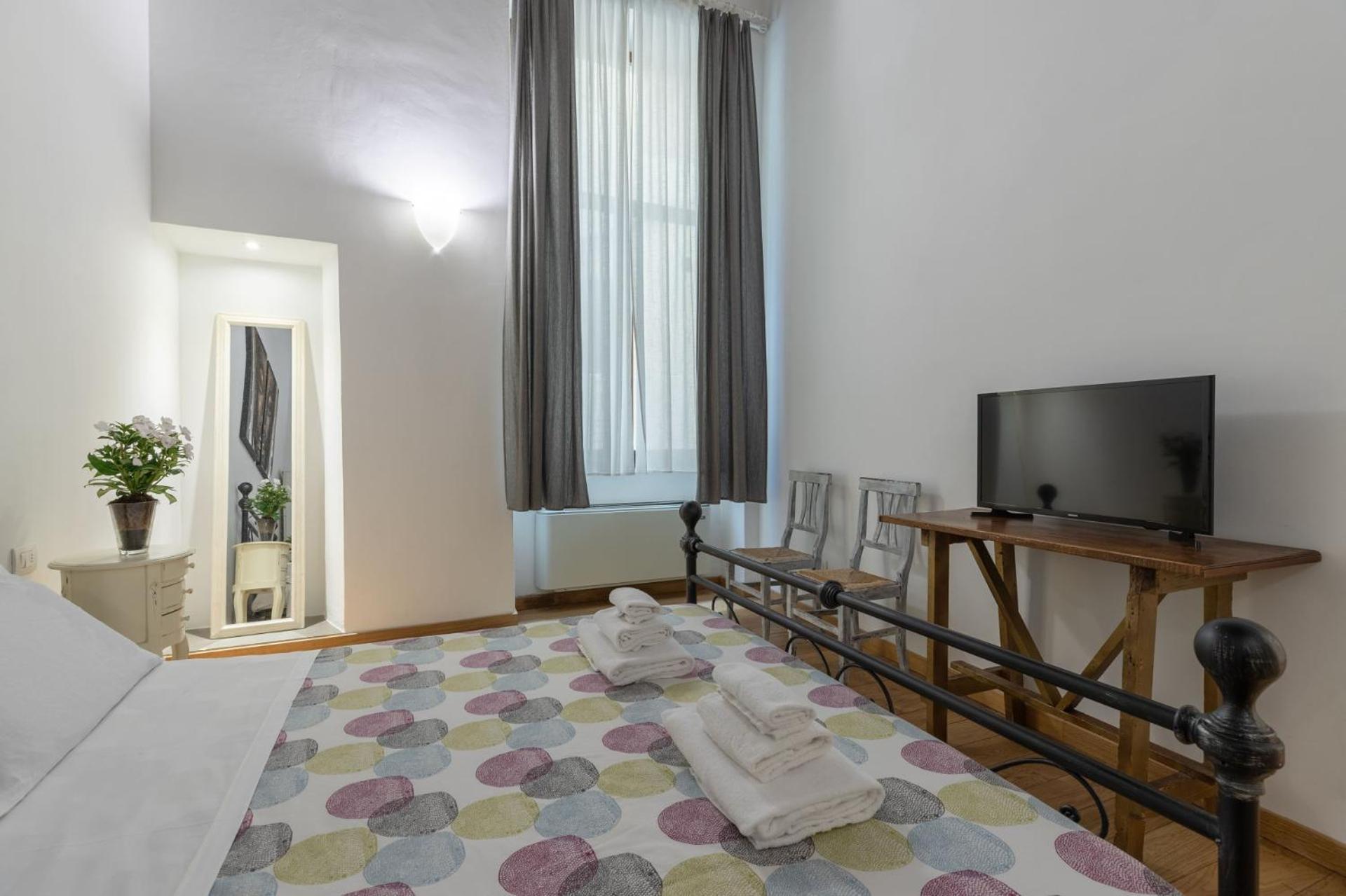Monalda 1 Lovely Loft In Appartamento Firenze