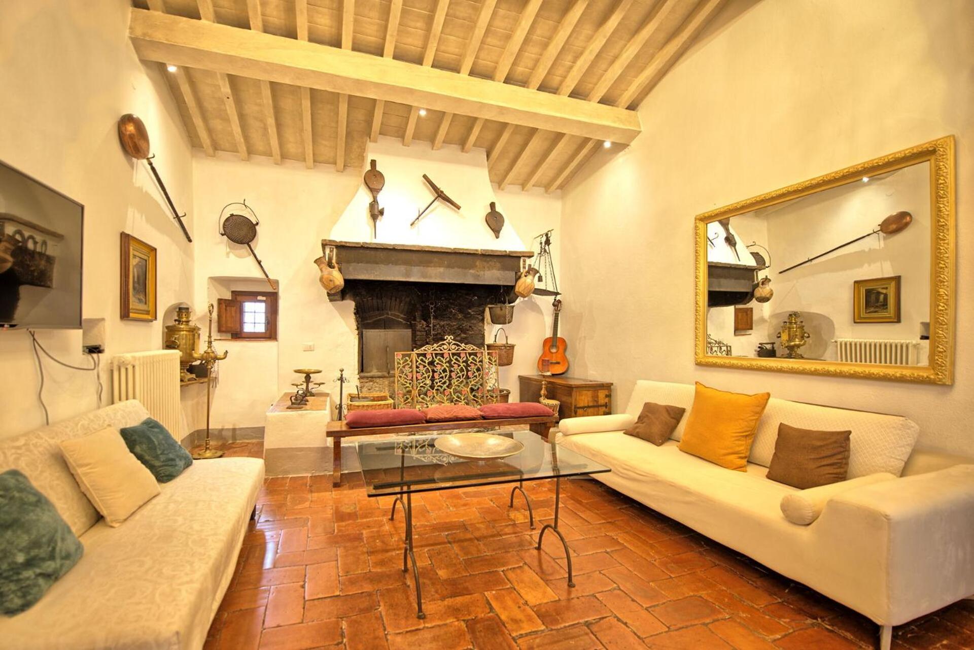 Tenuta Lonciano Villa