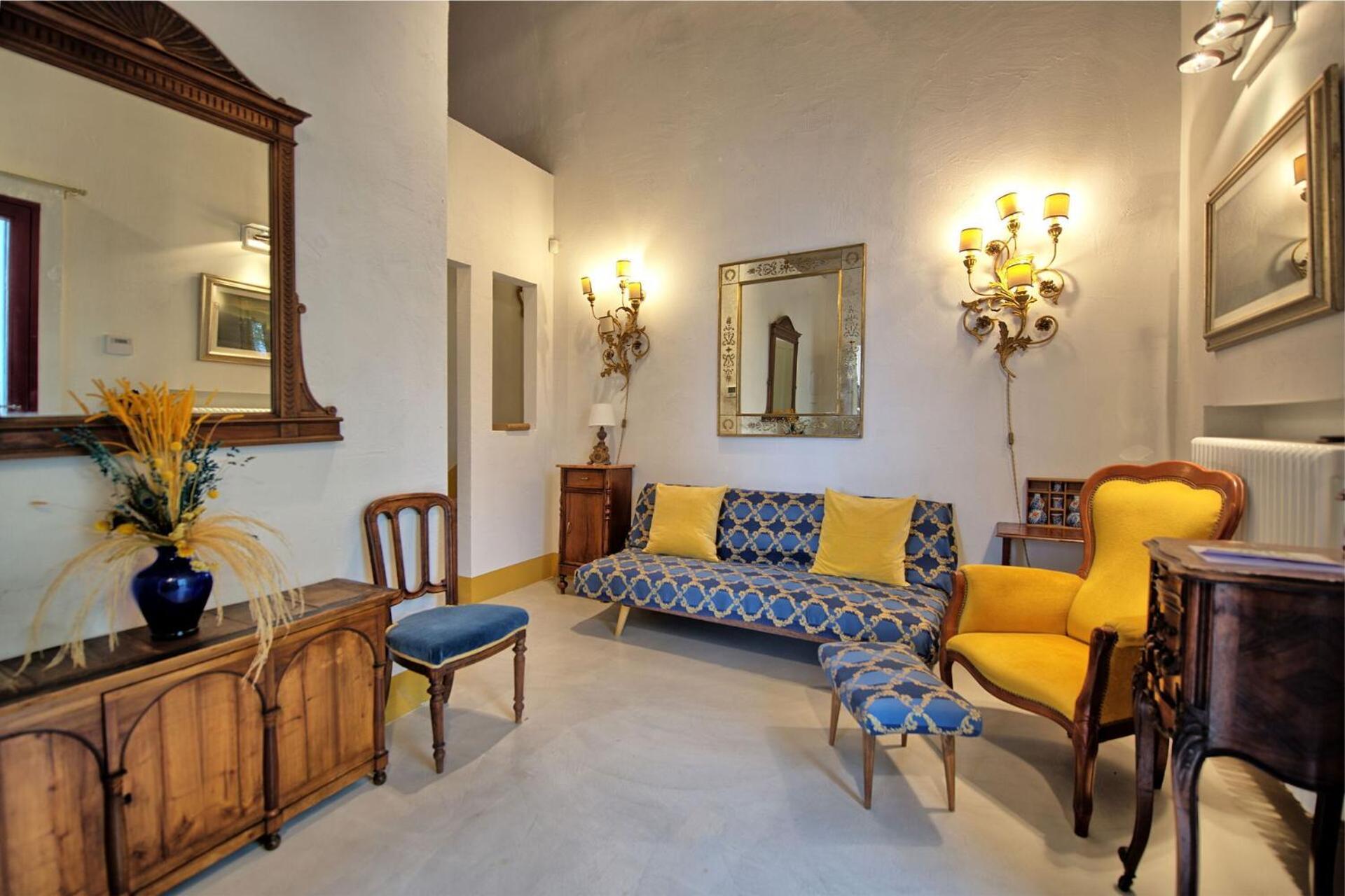 Tenuta Lonciano *