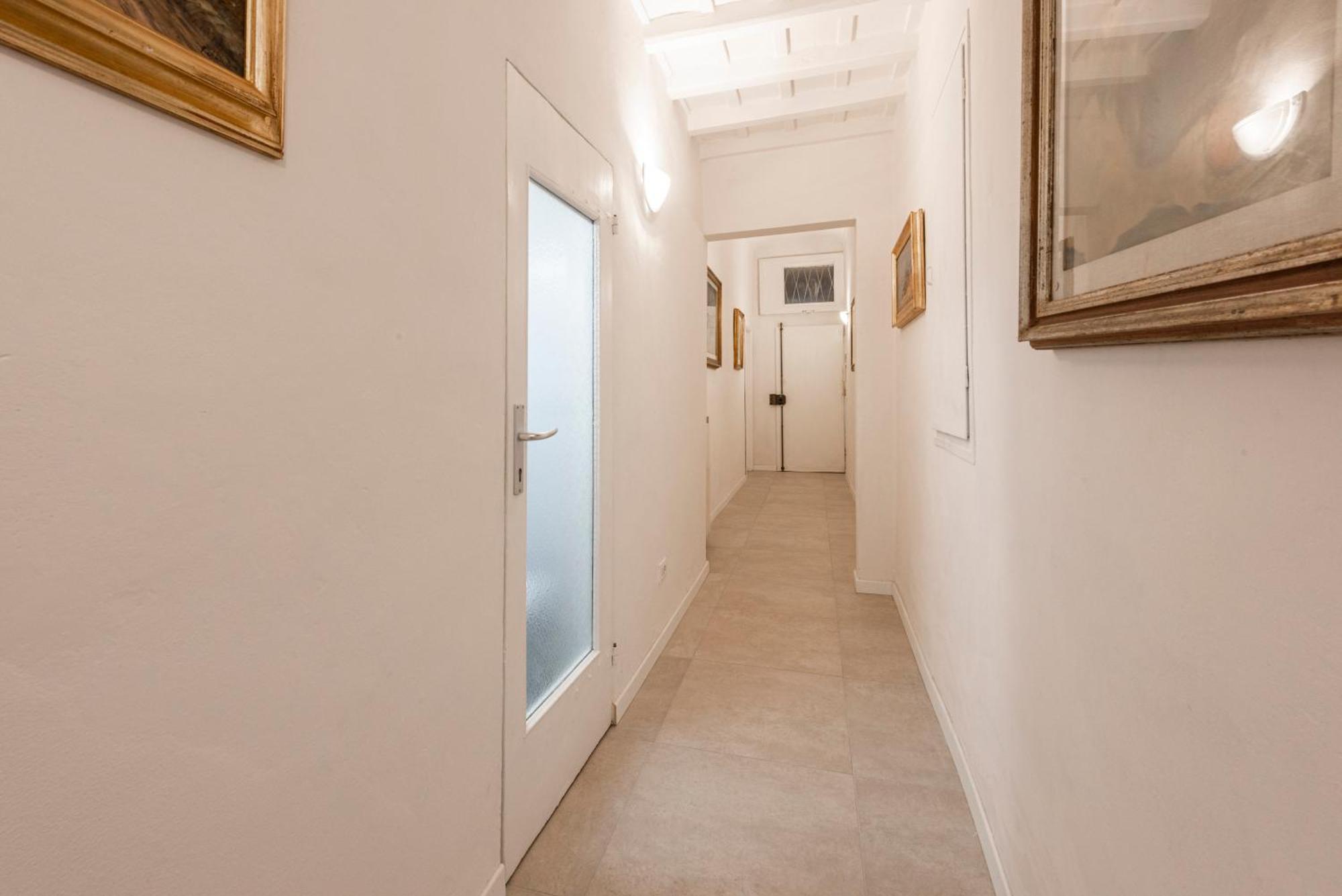 Santa Croce Palace By Mmega Apartment