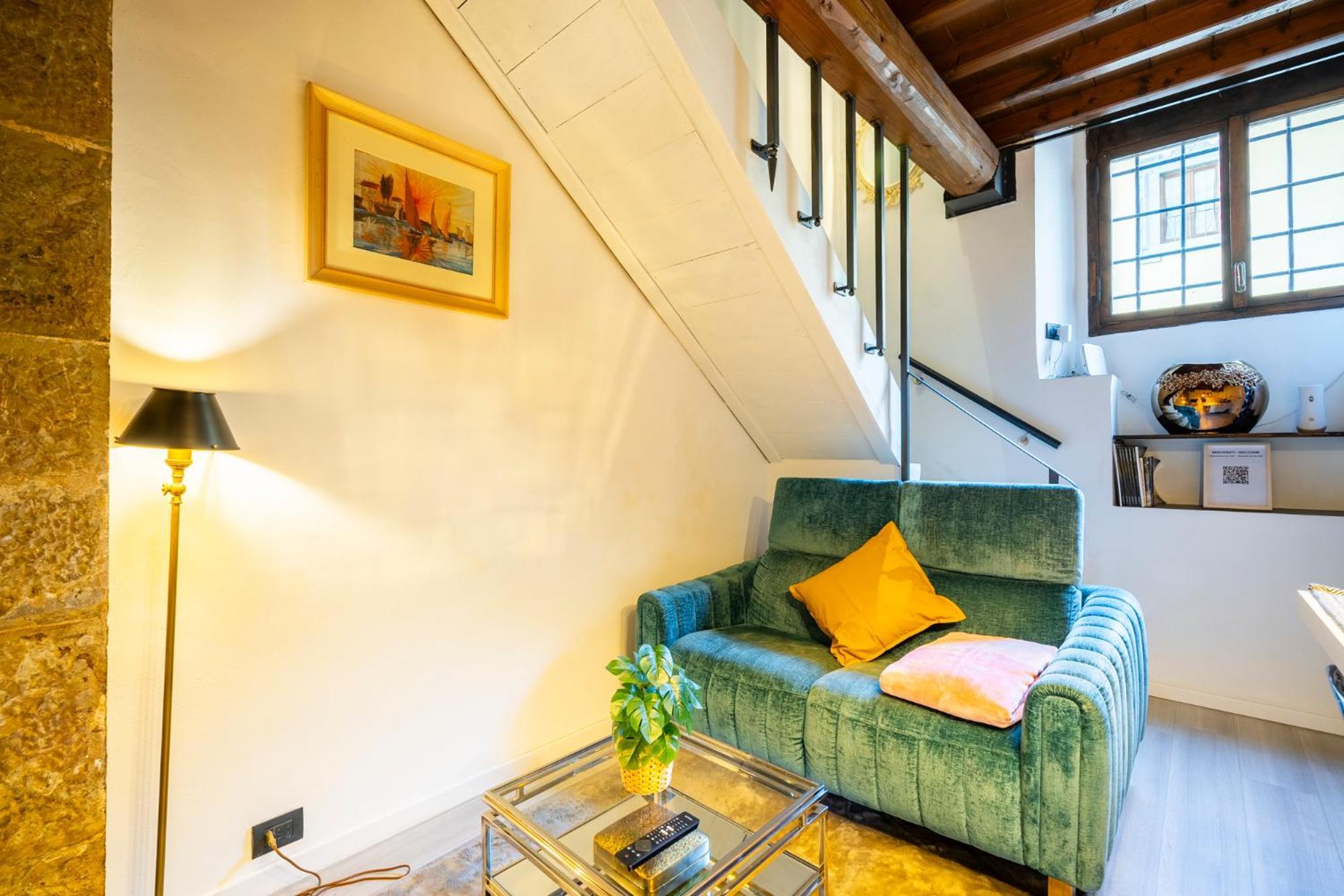 Apartment 500m Ponte Vecchio - Brancacci House New 1br *
