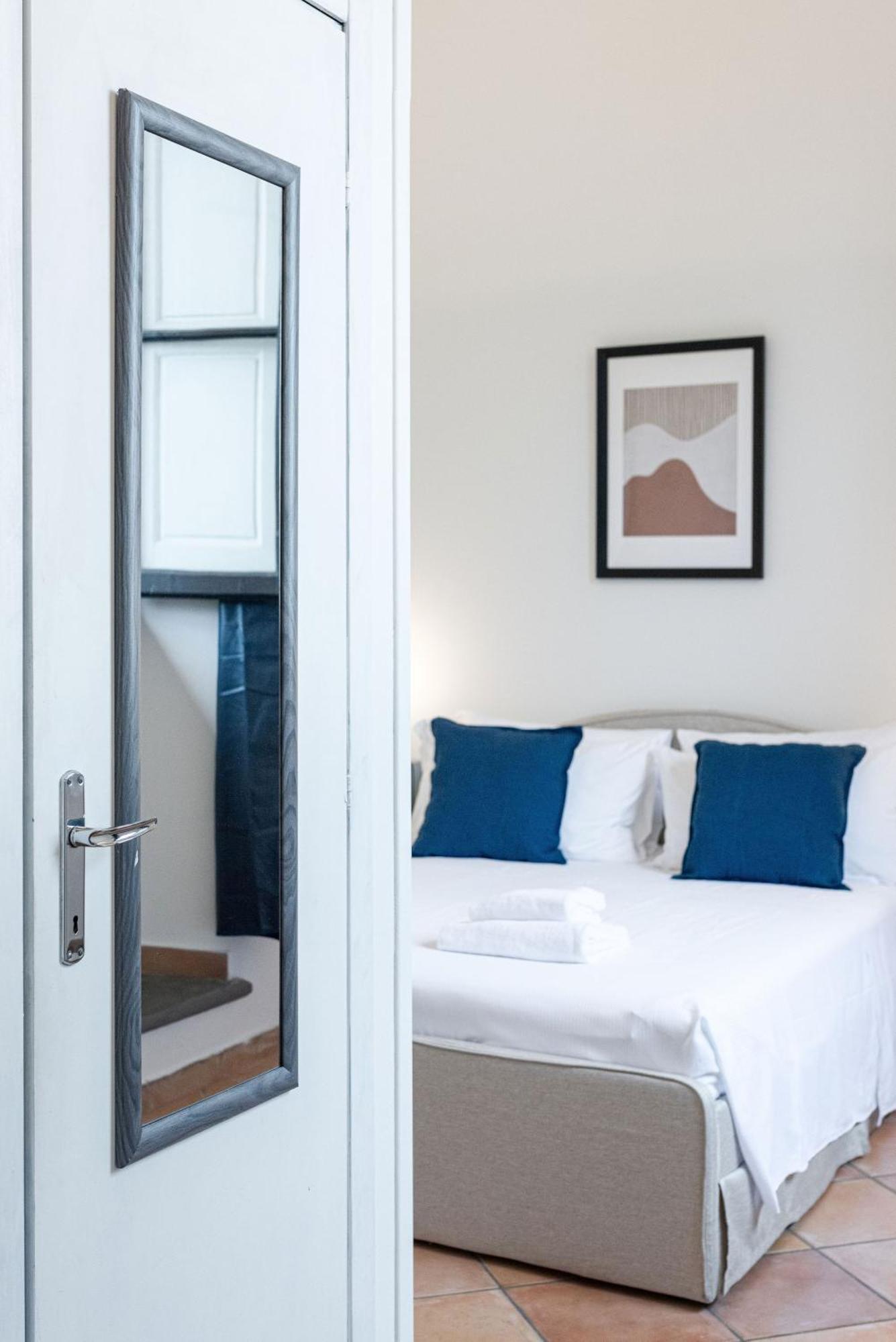 Unyca - Market Apartment