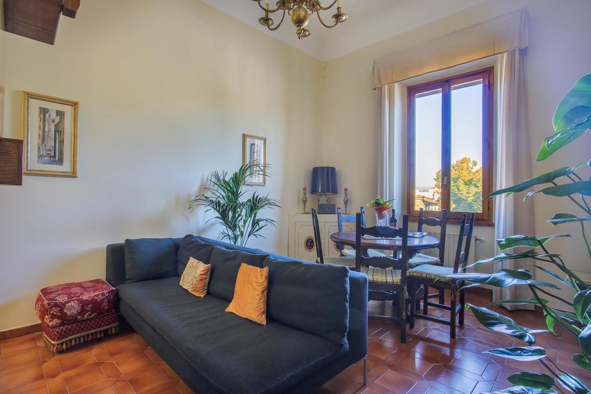 Apartment Oltrarno Tasso In Florence