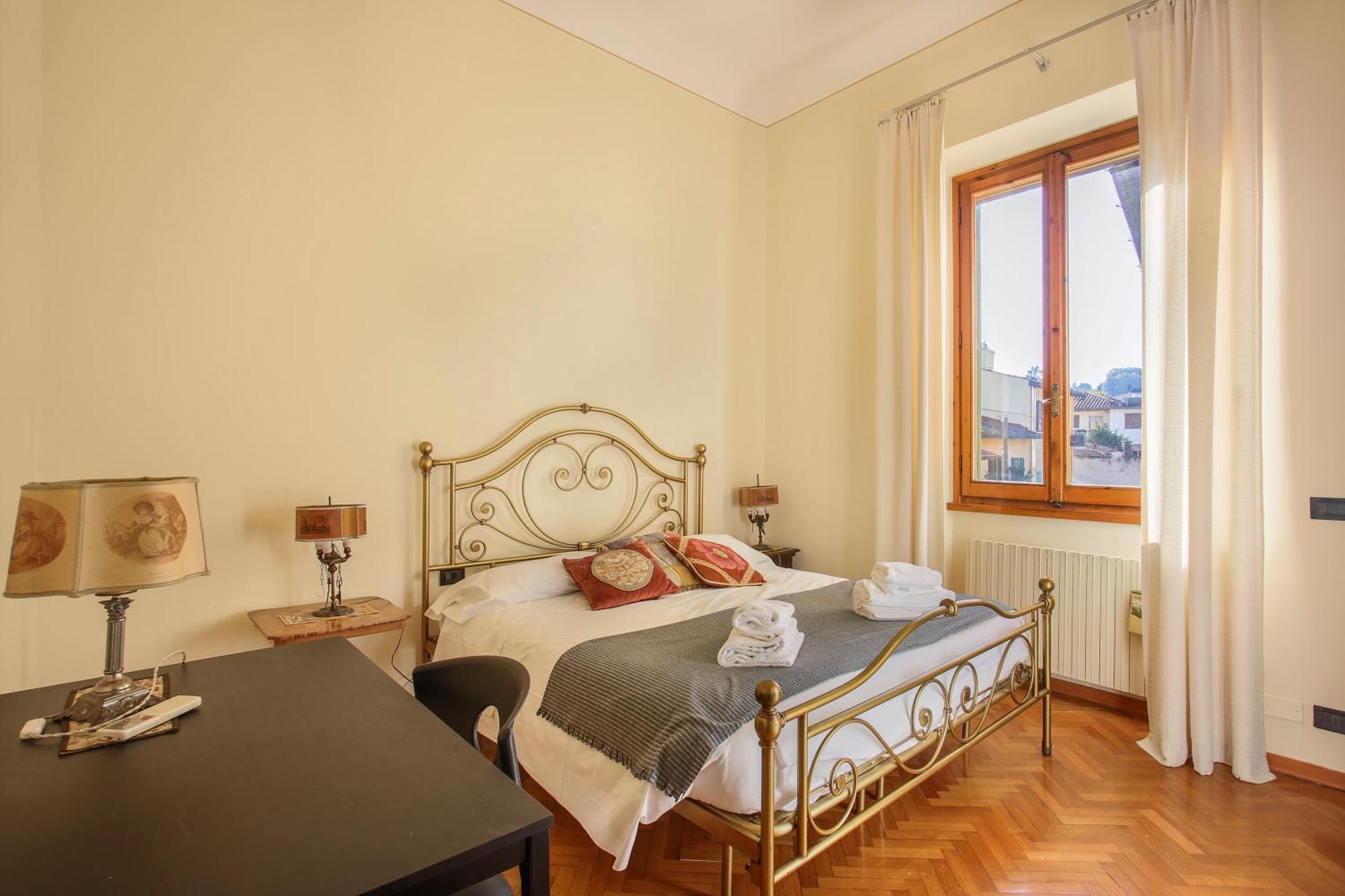 Oltrarno Tasso In Apartment *