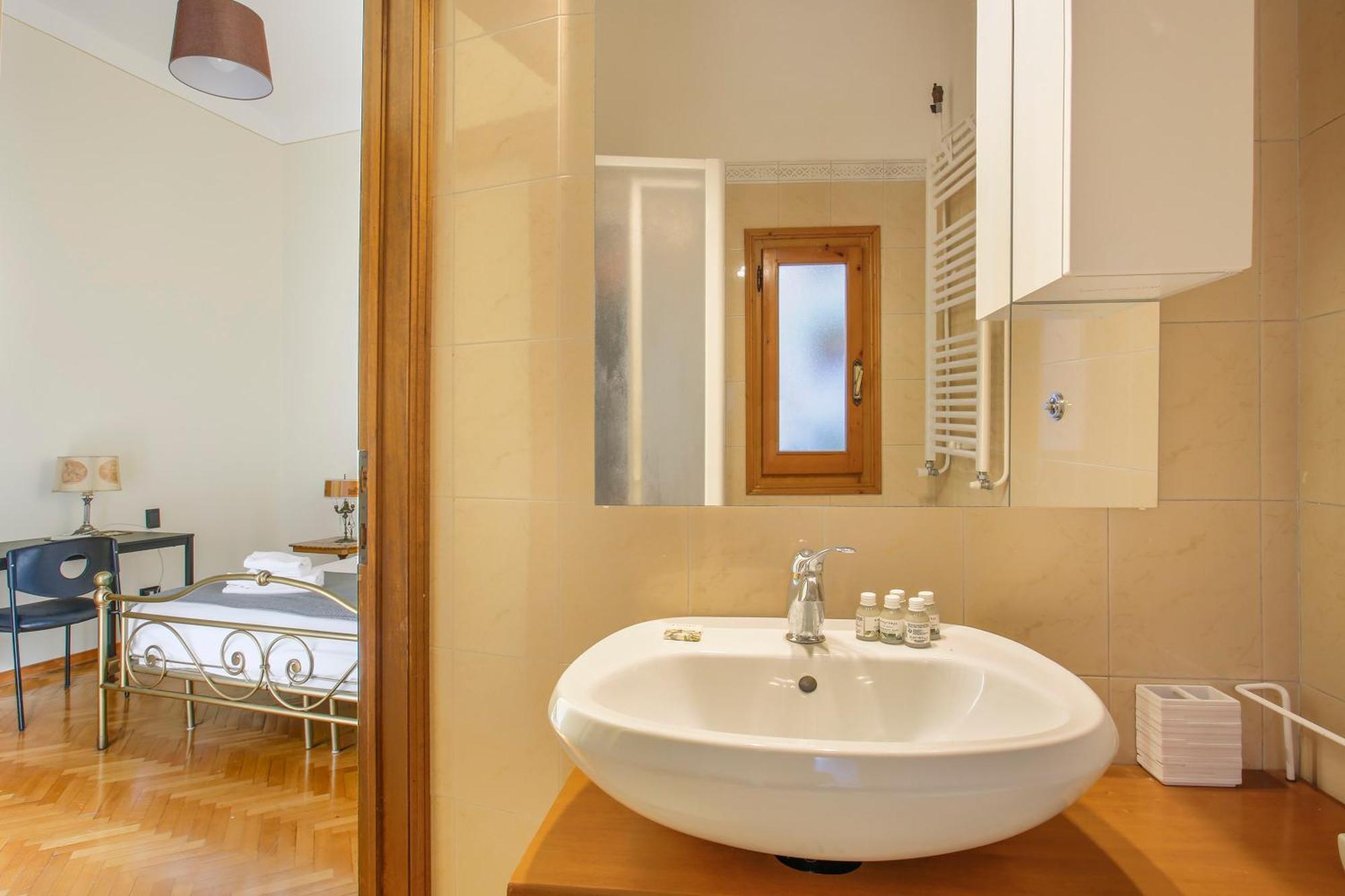 Apartment Oltrarno Tasso In *