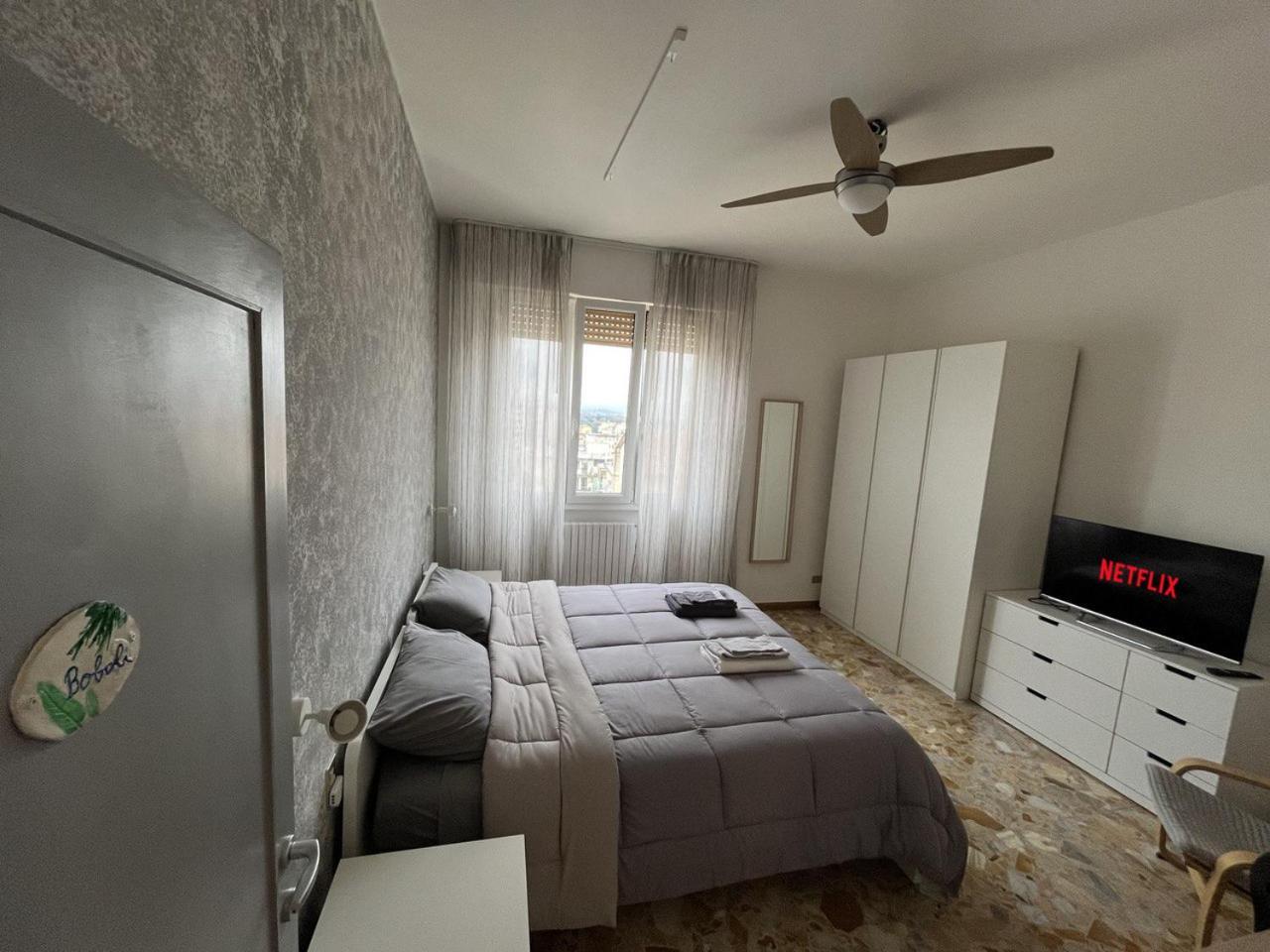 Pp-panoramic - Vicino A Stazione Ed Aeroporto Apartment Florenz