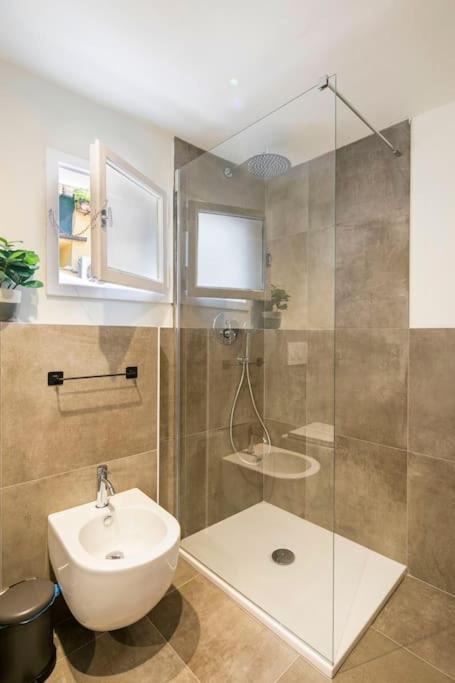 Modern Loft 1 Min To Basilica Of Santa Croce Appartement *