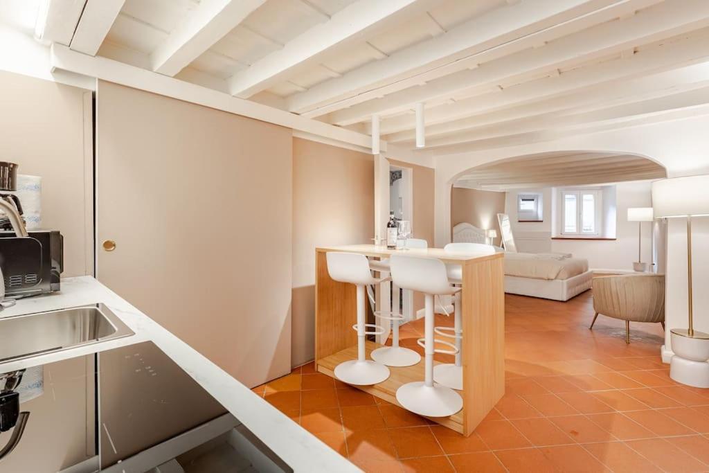 Apartment Amazing In Piazza Santa Croce