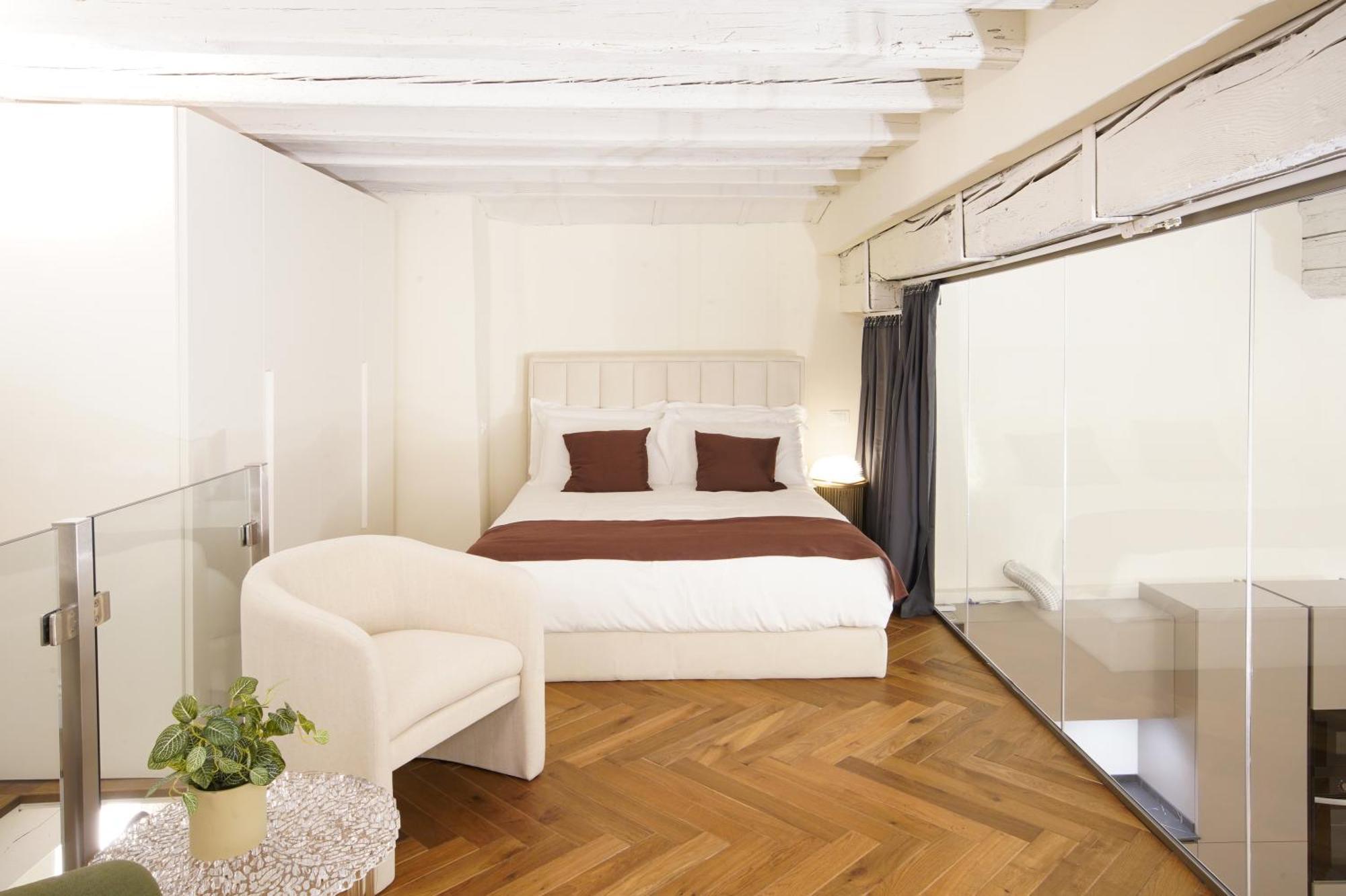 Loft Moderno Vista Centro Citta J House