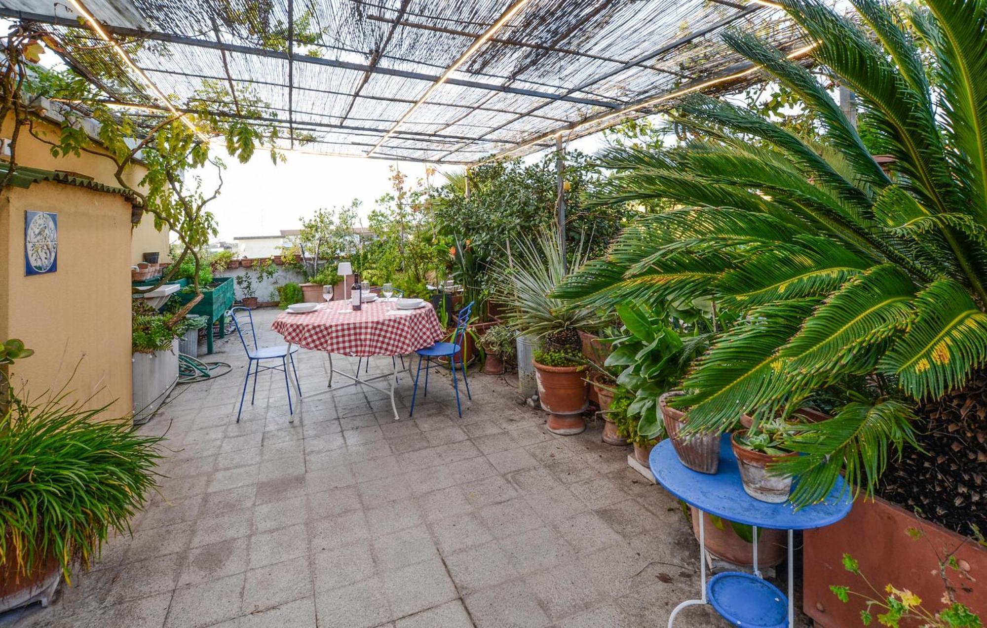 1 Bedroom Lovely In Appartement *