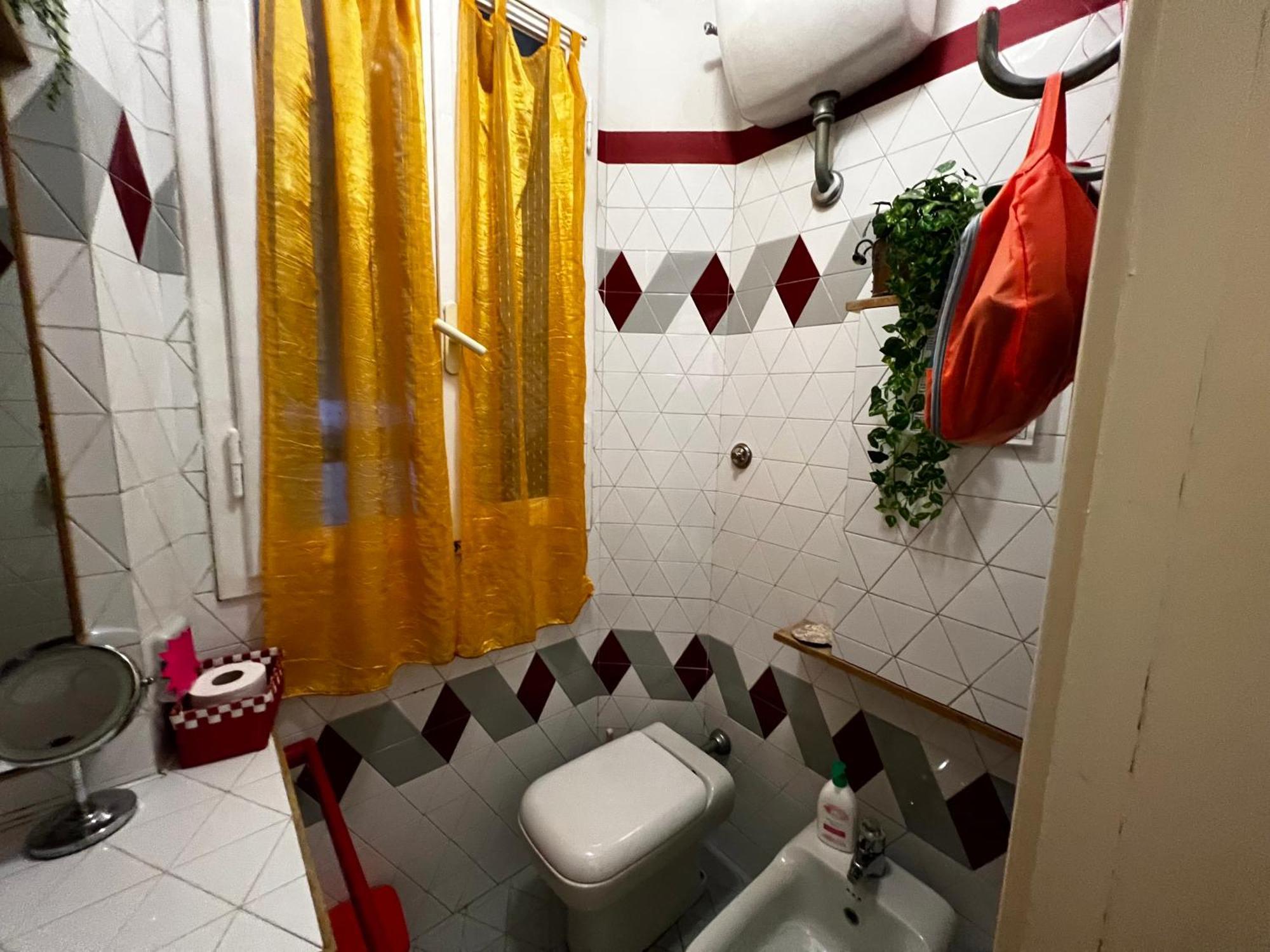 Bed & Breakfast Tre Gigli A Firenze, 5 Minutes From Station, Via Palazzuolo 55