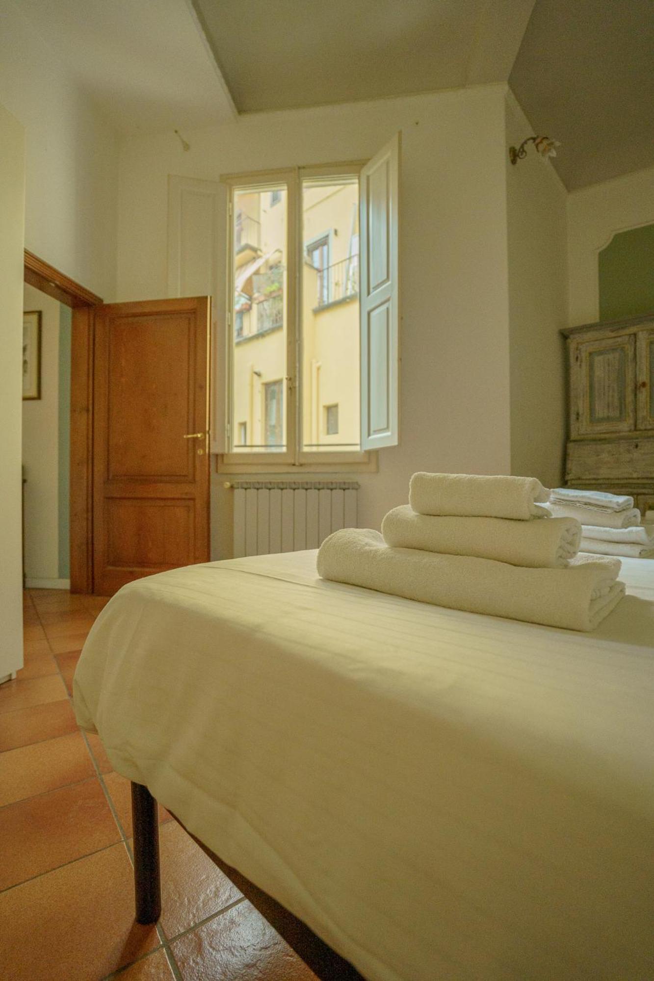 Apartamento Tranquil Near Museums And Train Station