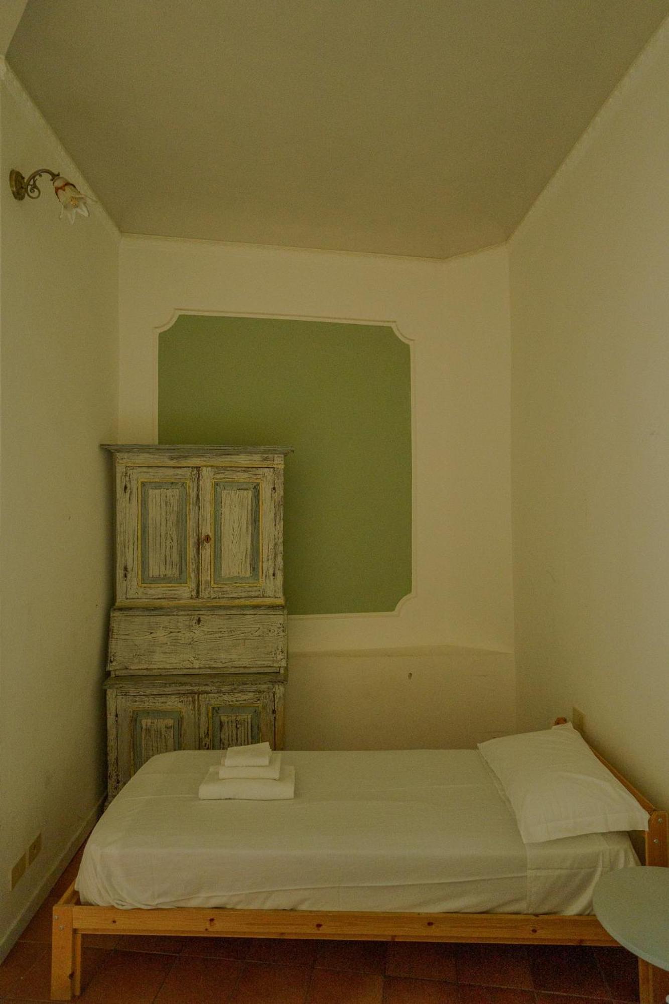 Tranquil Near Museums And Train Station Apartamento *