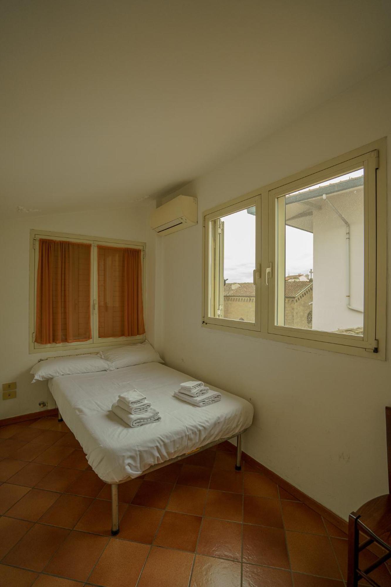 Tranquil Flat Near Museums&train Station