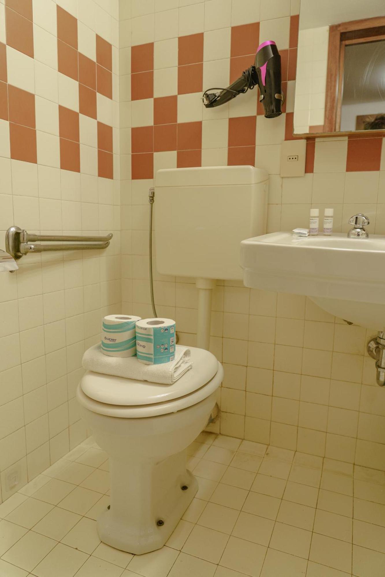 One Bedroom In Historical Building Appartement *