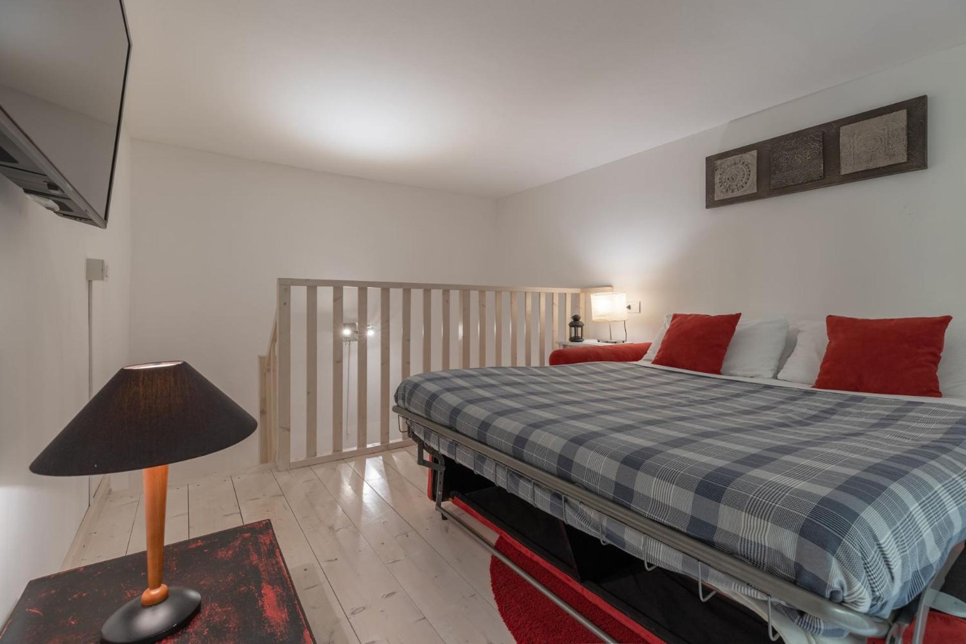 Monalda 1 Lovely Loft In * Firenze