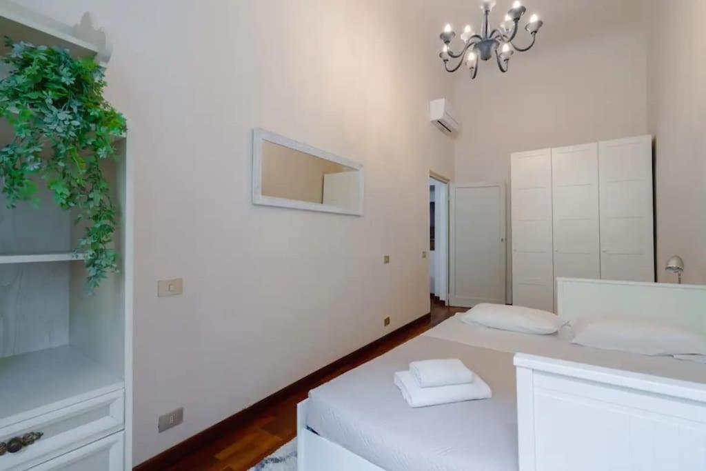 Apartamento Cellini's House 3 Minuti Dal Duomo Florença