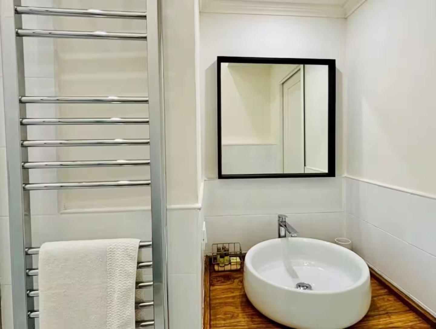 Luminous And Spacious Boboli Appartement