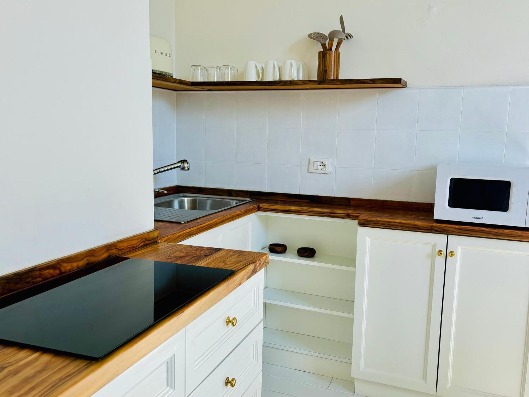 Luminous And Spacious Boboli Appartement