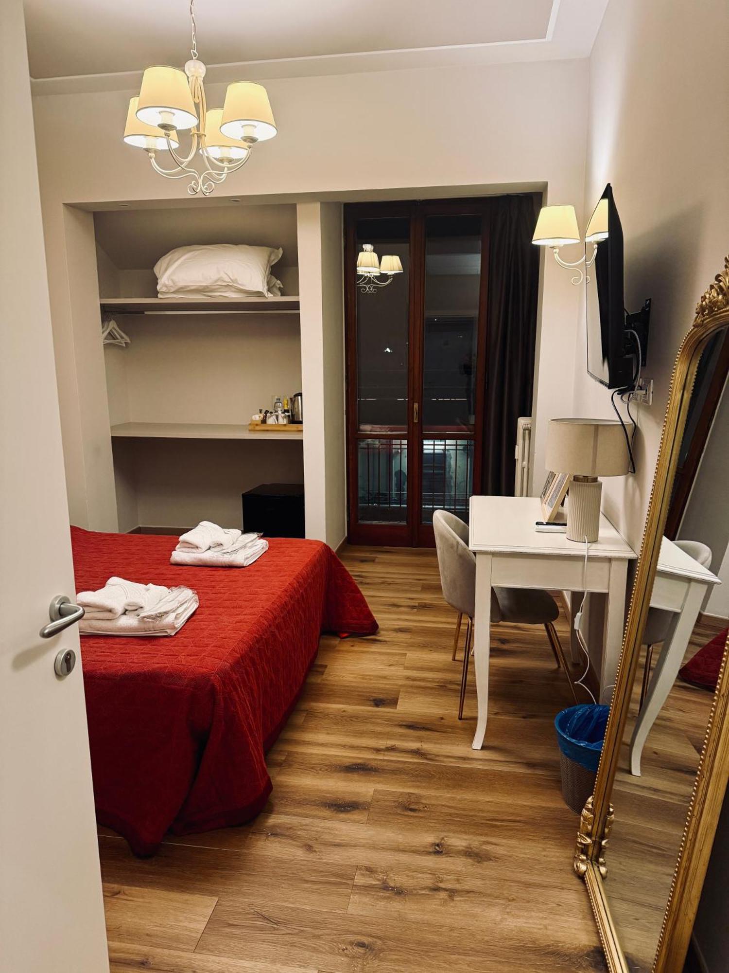 La Boutique By Rjgal Bed & Breakfast *