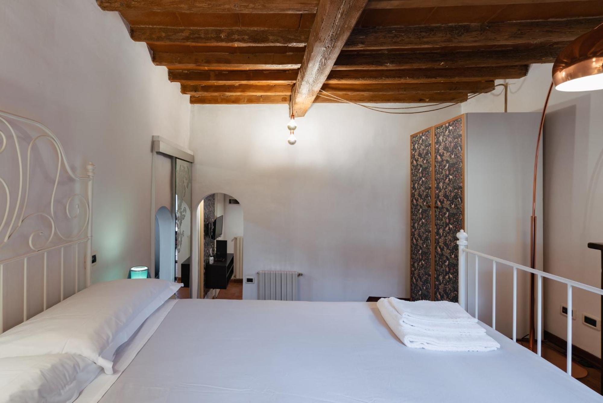 Charming In The Heart Of Santo Spirito Appartement *
