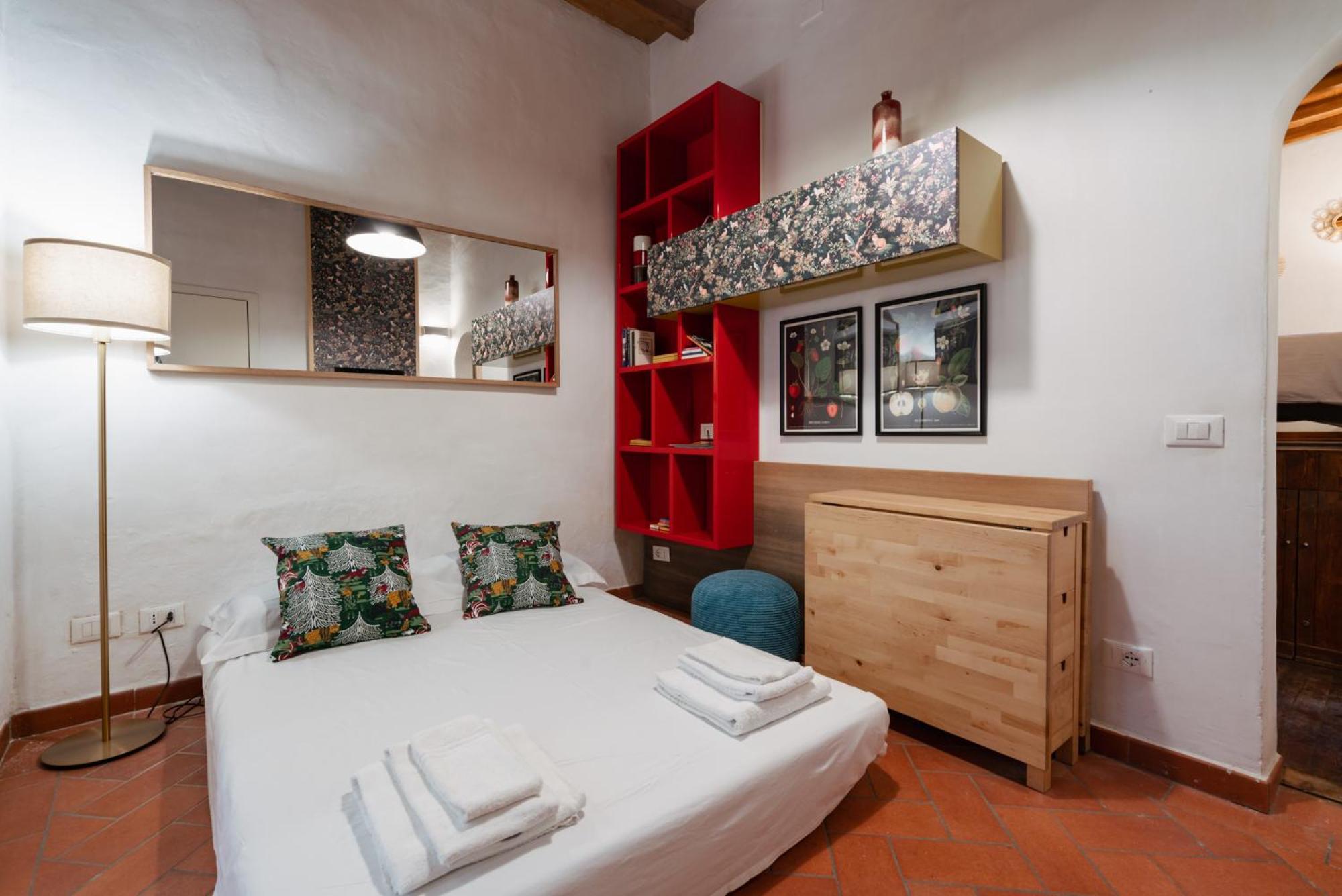 Charming In The Heart Of Santo Spirito Appartement *