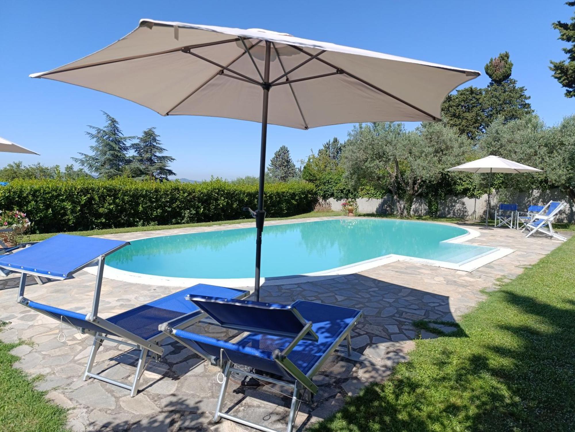 Hébergement de vacances Con Piscina In *