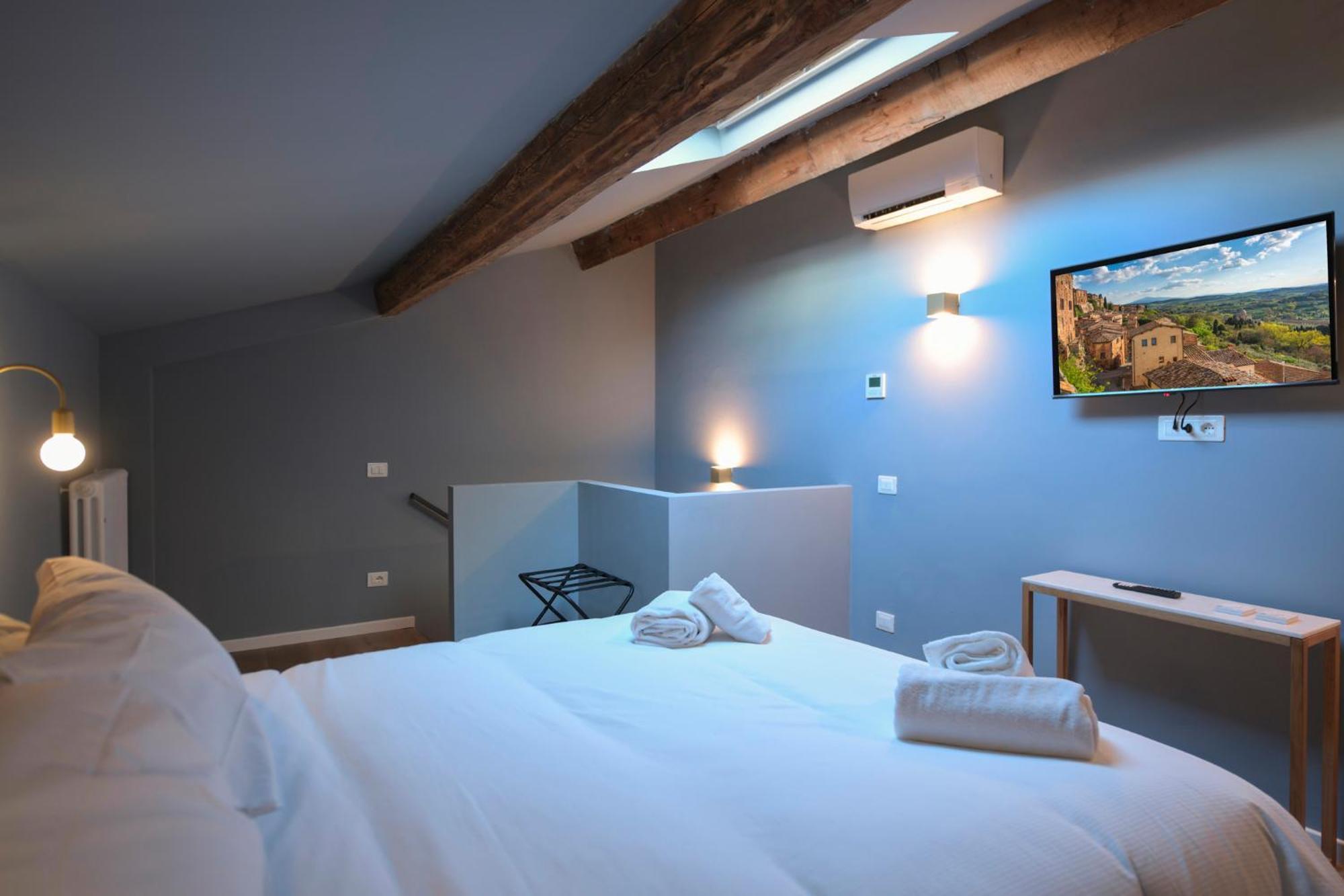 Magnolia Bed & Breakfast *
