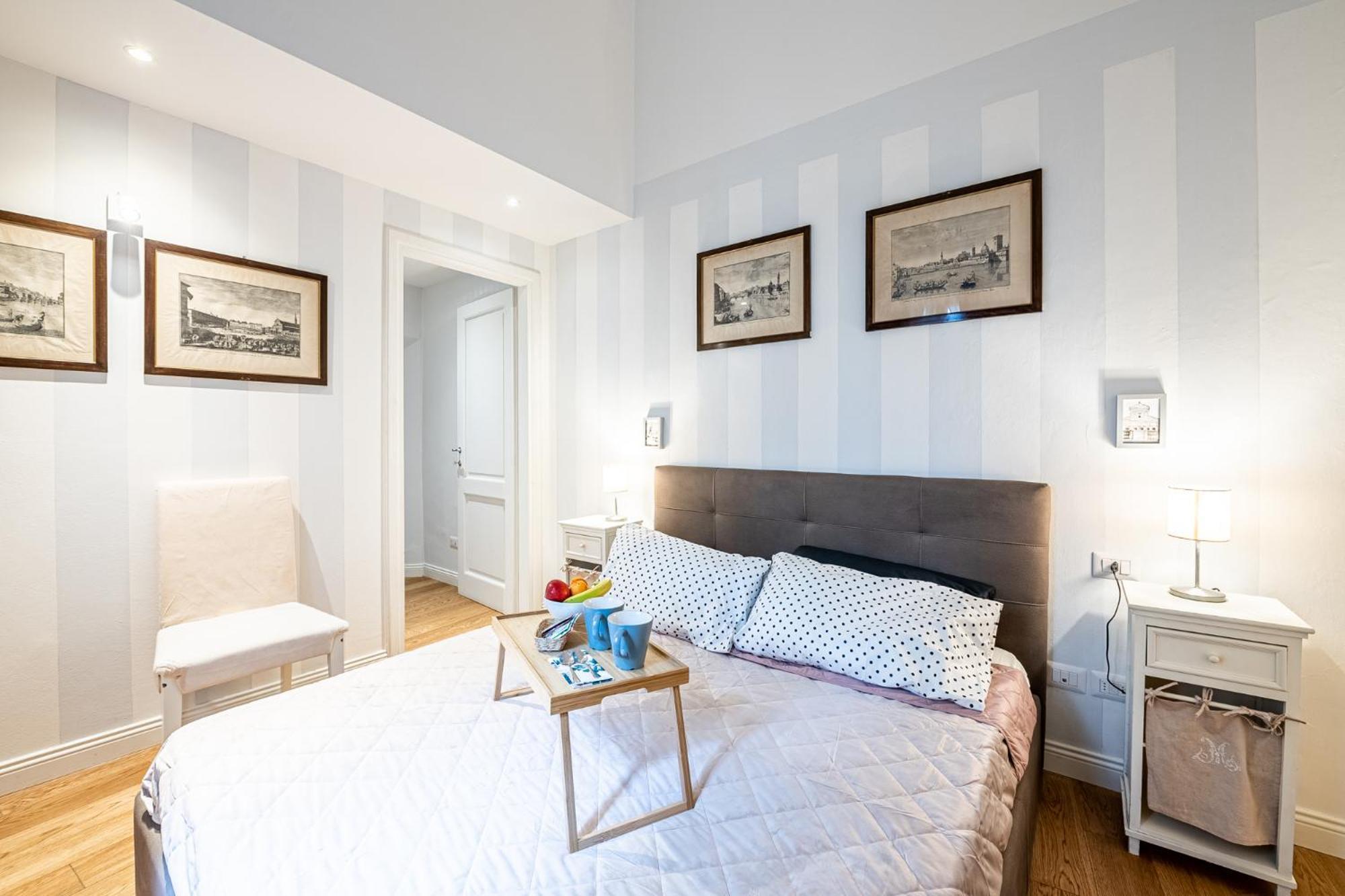 Apartment Elegante Ai Piedi Di Piazzale Michelangelo Florence