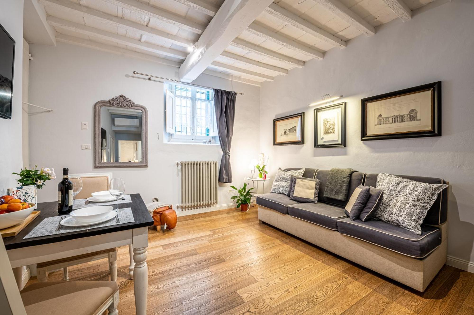 Apartment Elegante Ai Piedi Di Piazzale Michelangelo Florence