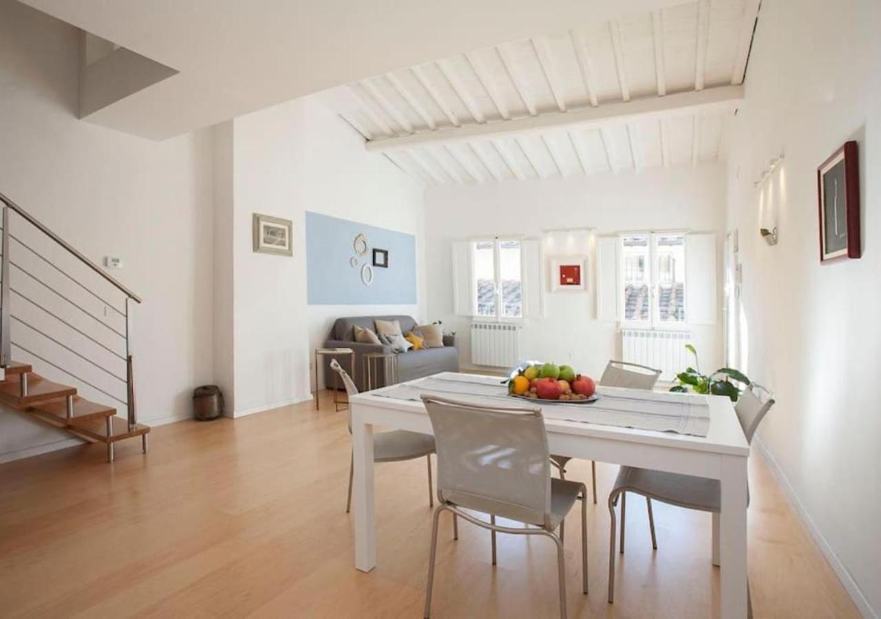 Via Lambertesca, 14 - Charming - Large Design Between Uffizi And Ponte Vecchio - 4rth Floor Without Elevator * Florence