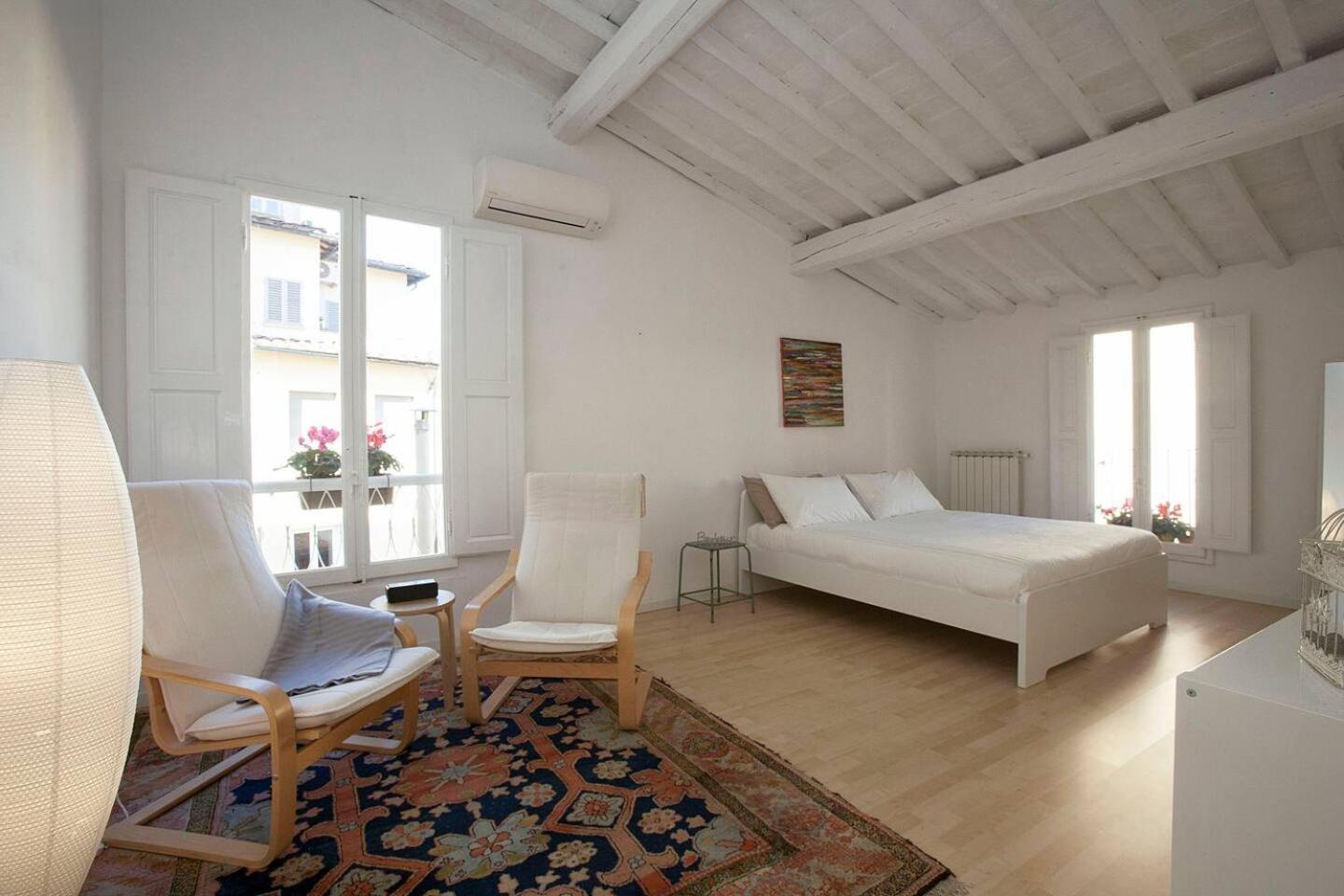 Appartement Via Lambertesca, 14 - Charming - Large Design Between Uffizi And Ponte Vecchio - 4rth Floor Without Elevator Florence