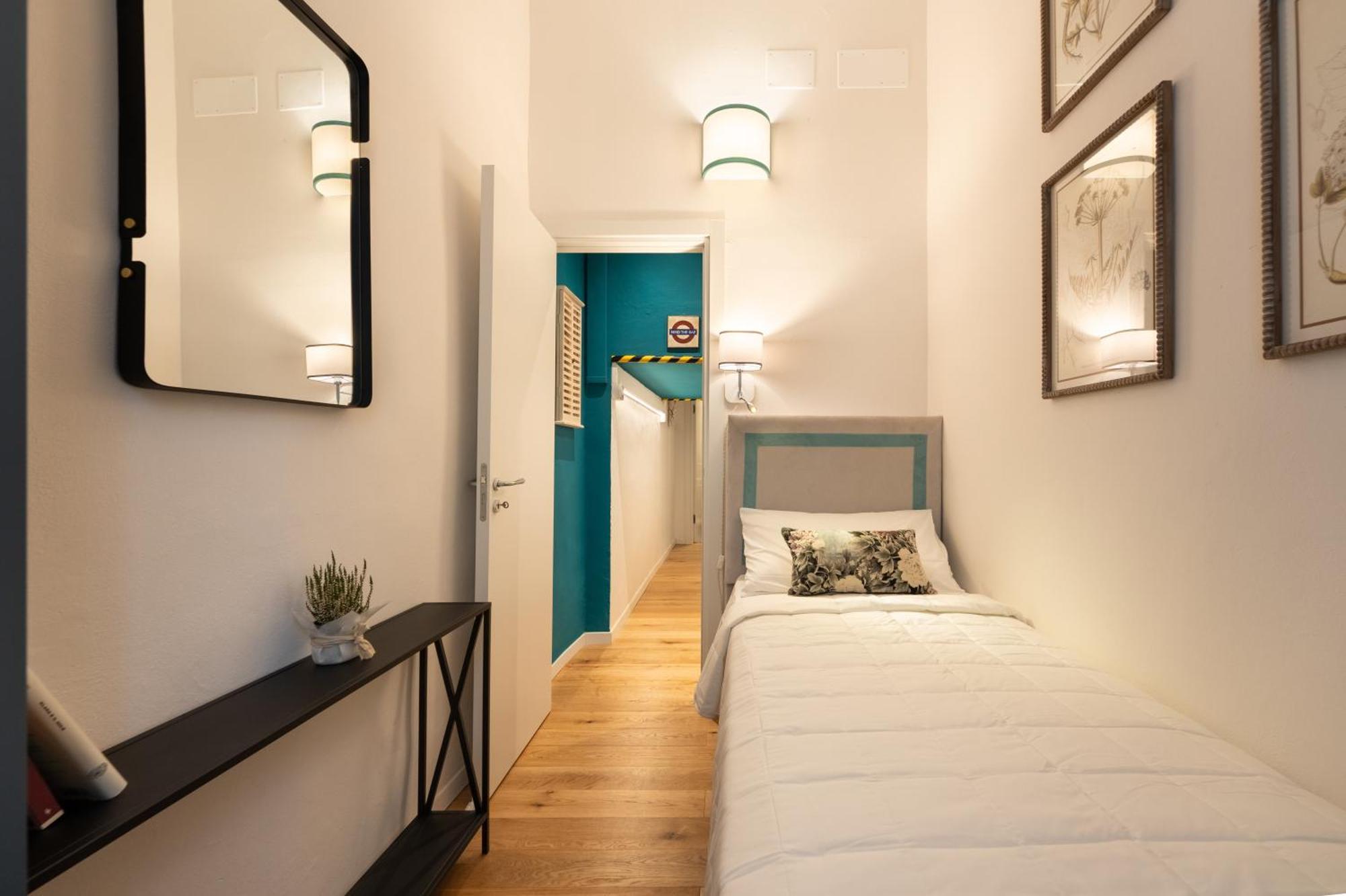 Via Dei Pepi 3 - Charming - Chic Retreat A Few Steps From Santa Croce Square Appartement Florence