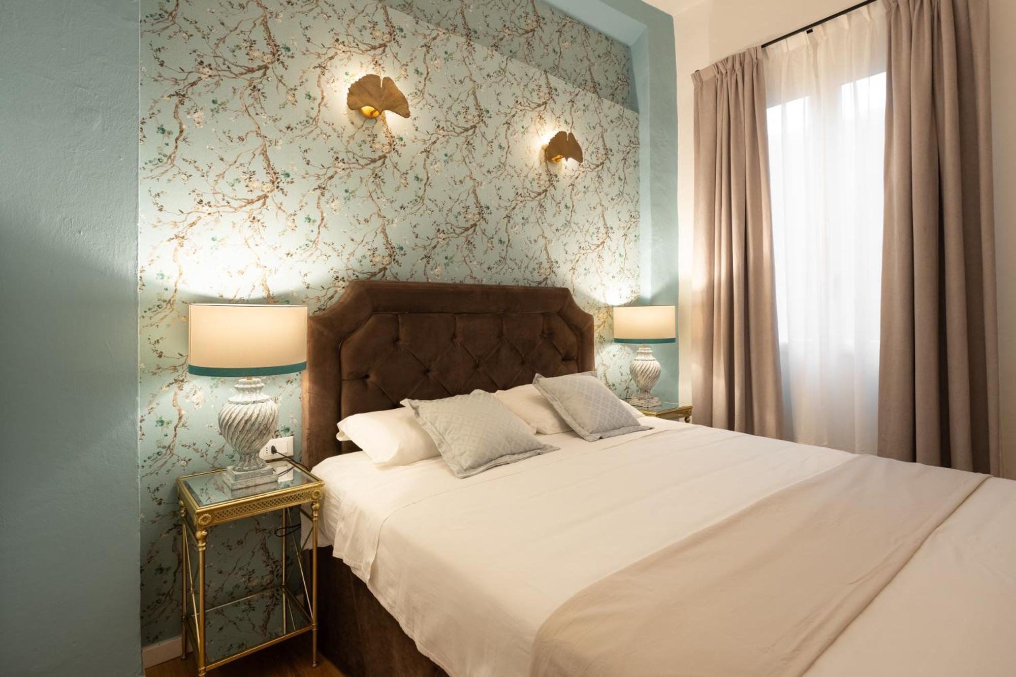 Via Dei Pepi 3 - Charming - Chic Retreat A Few Steps From Santa Croce Square Appartement Florence