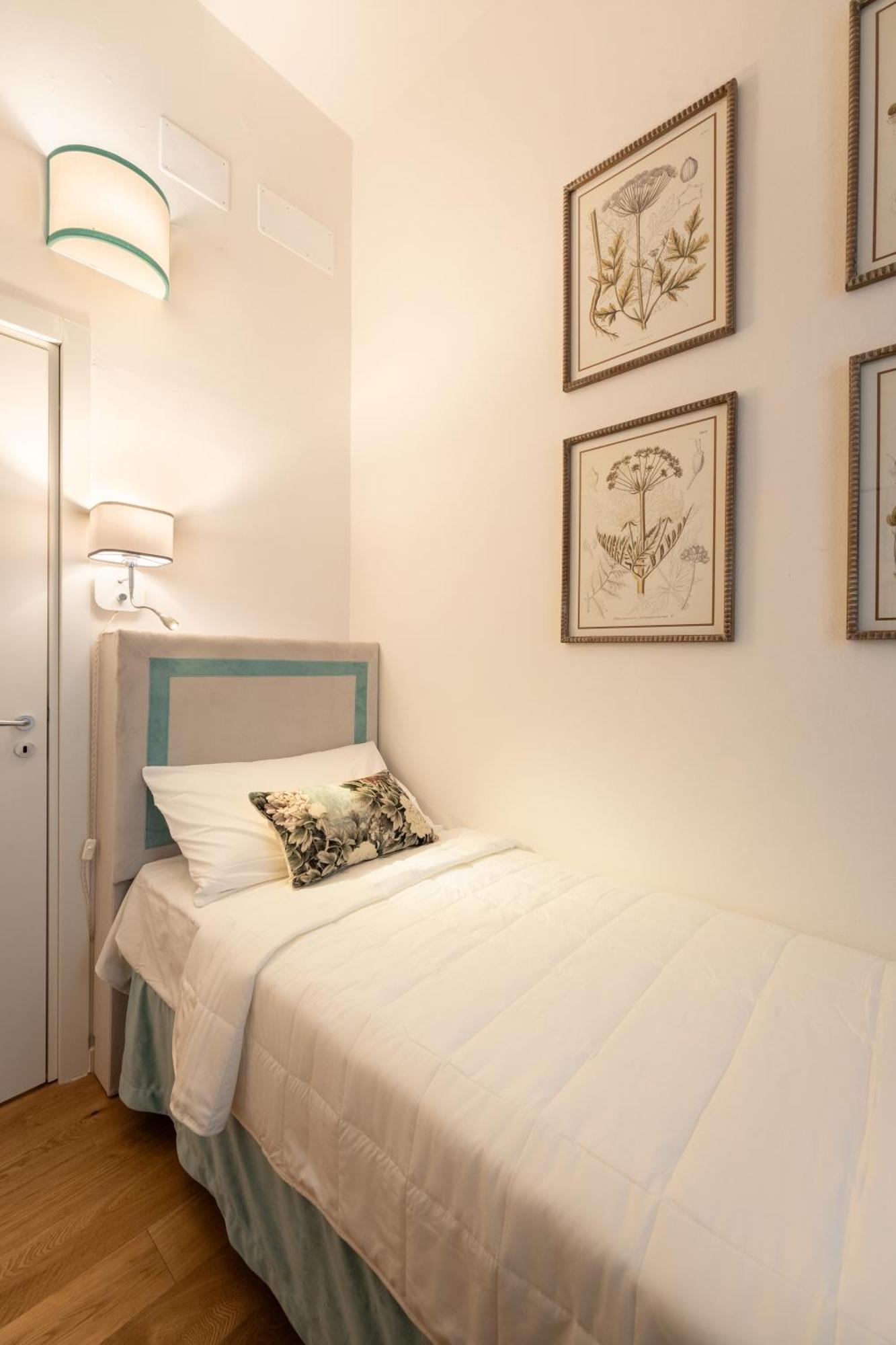Appartement Via Dei Pepi 3 - Charming - Chic Retreat A Few Steps From Santa Croce Square Florence