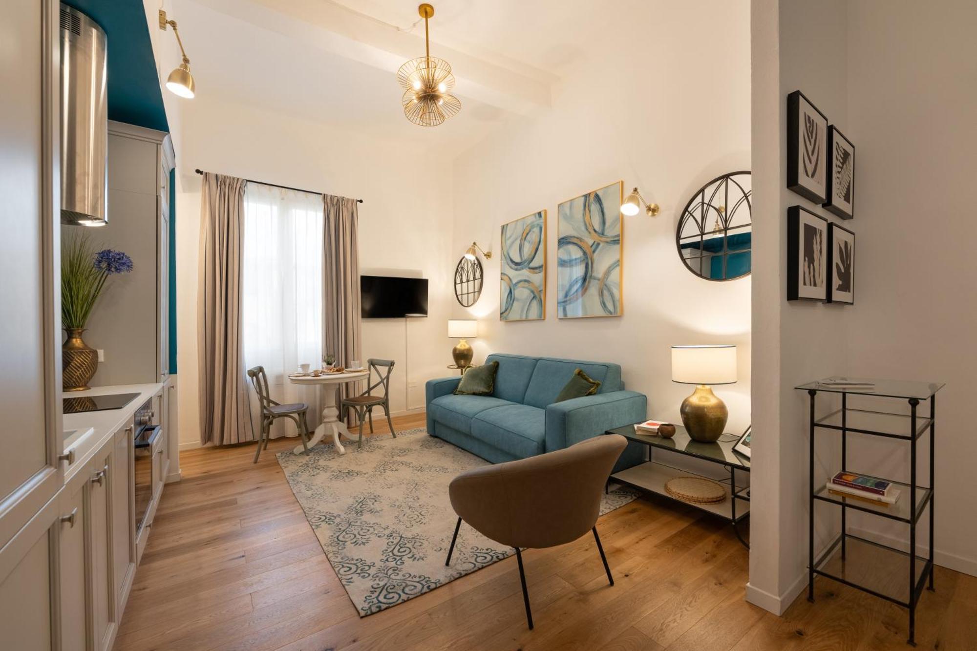 Via Dei Pepi 3 - Charming - Chic Retreat A Few Steps From Santa Croce Square Appartement *