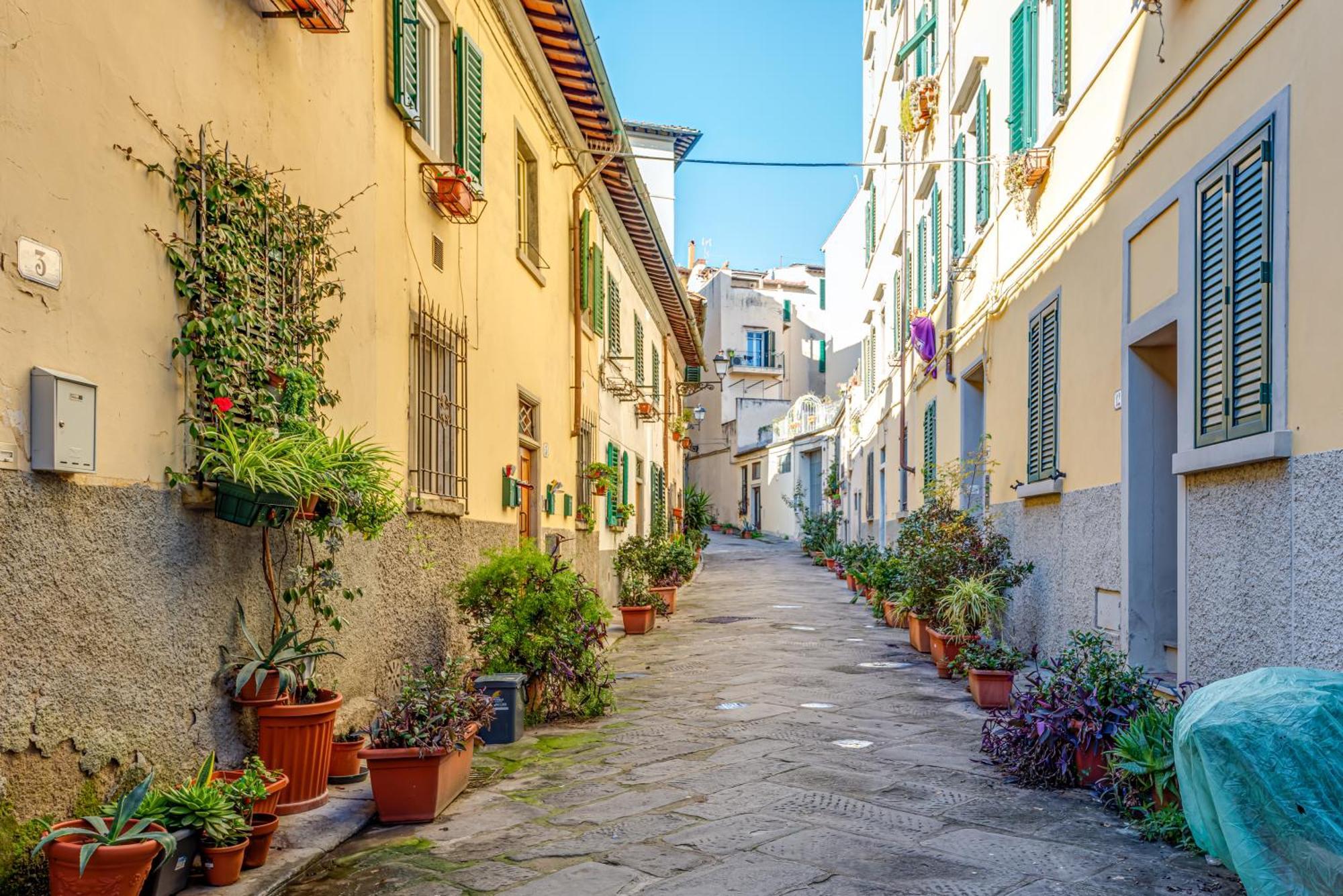 Vicolo Piazza Liberta-centro Firenze