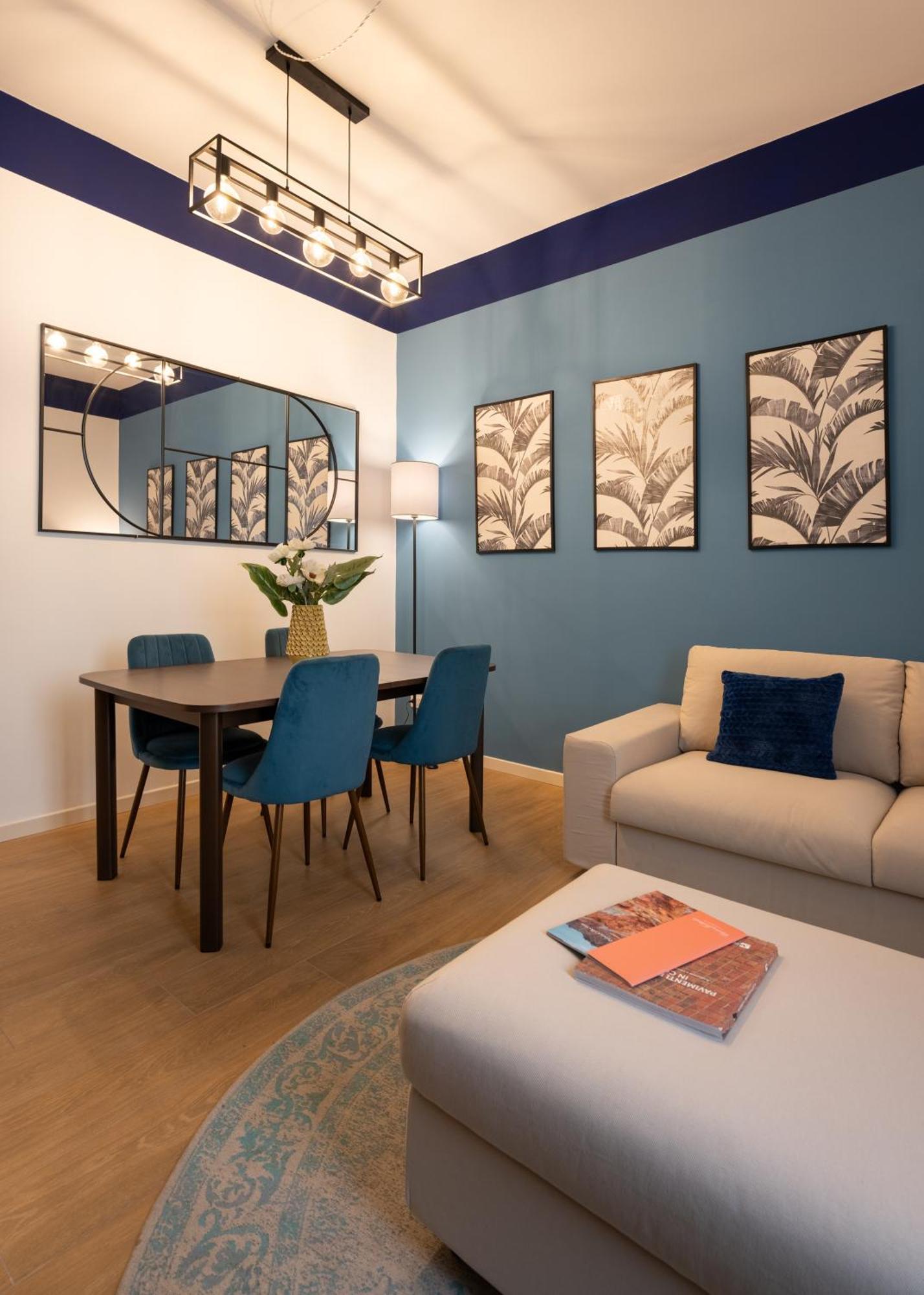 Apartment Via Taddeo Alderotti, 85 - Elegant In Careggi, Near Hospital, & Tram Morgagni - Charming *