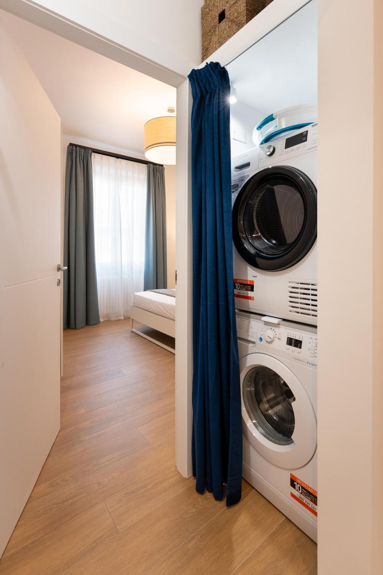 Apartment Via Taddeo Alderotti, 85 - Elegant In Careggi, Near Hospital, & Tram Morgagni - Charming Florence