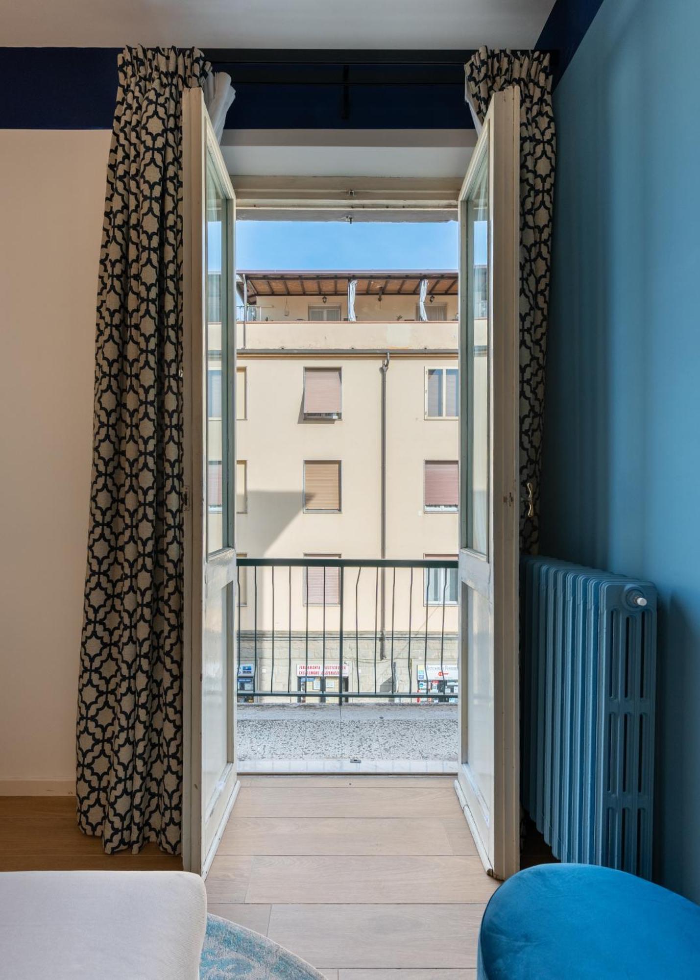 Apartment Via Taddeo Alderotti, 85 - Elegant In Careggi, Near Hospital, & Tram Morgagni - Charming Florence