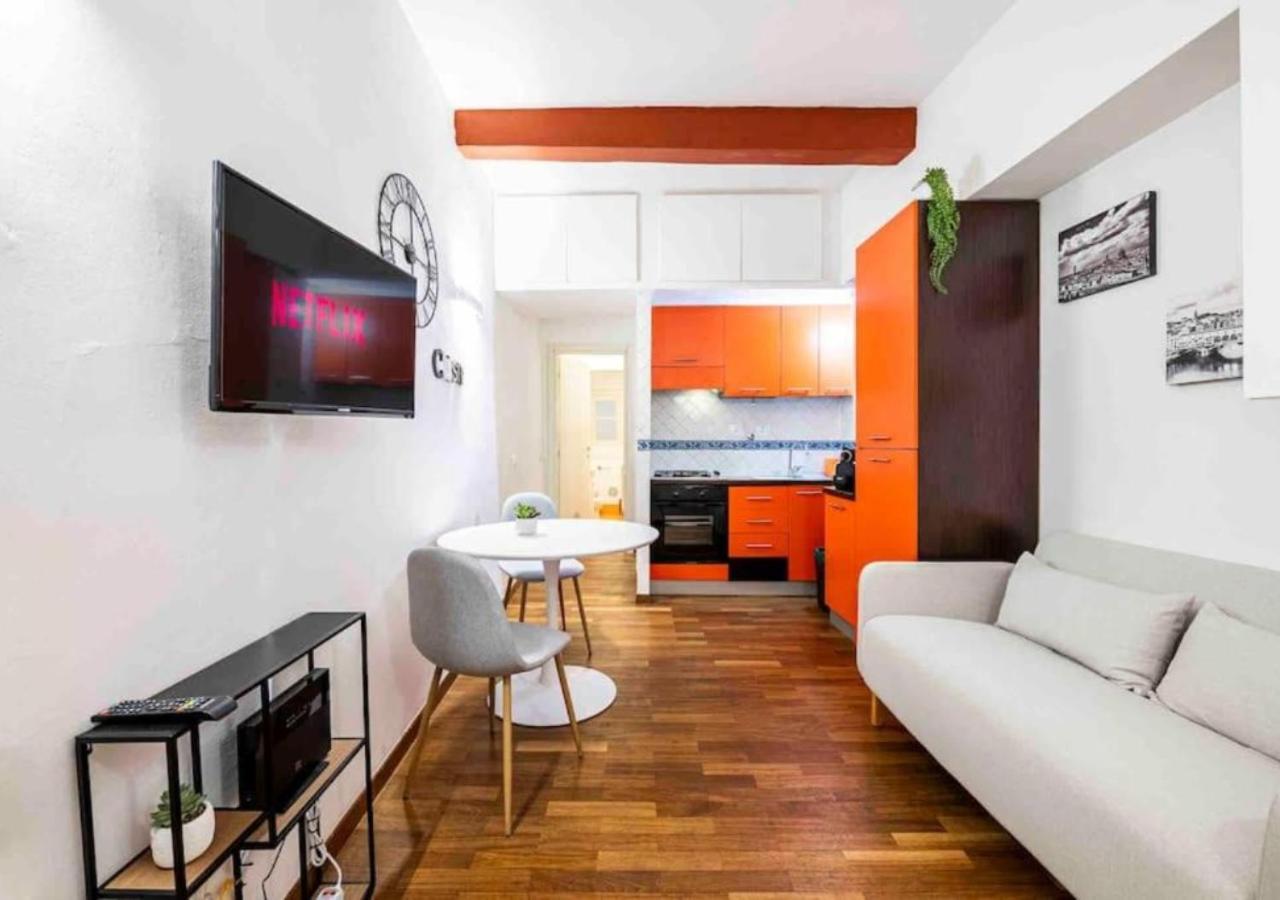 Via Buonarroti, 8 - 12 Minutes Walk To Duomo - Bright & Cozy - Charming Appartement *