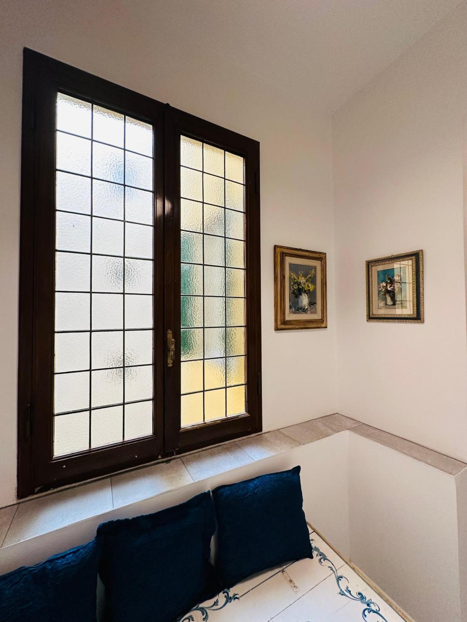 Apartment Poggi 7 *
