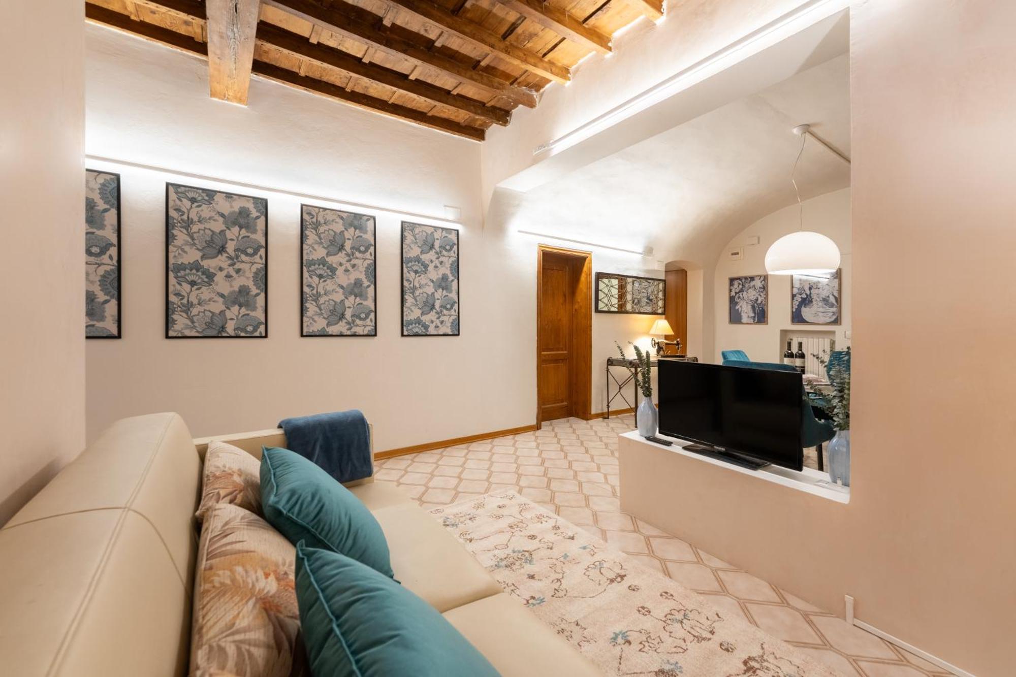Via Sant'egidio, 3 - Spacious And Bright Just 300mt From The Duomo Florenz