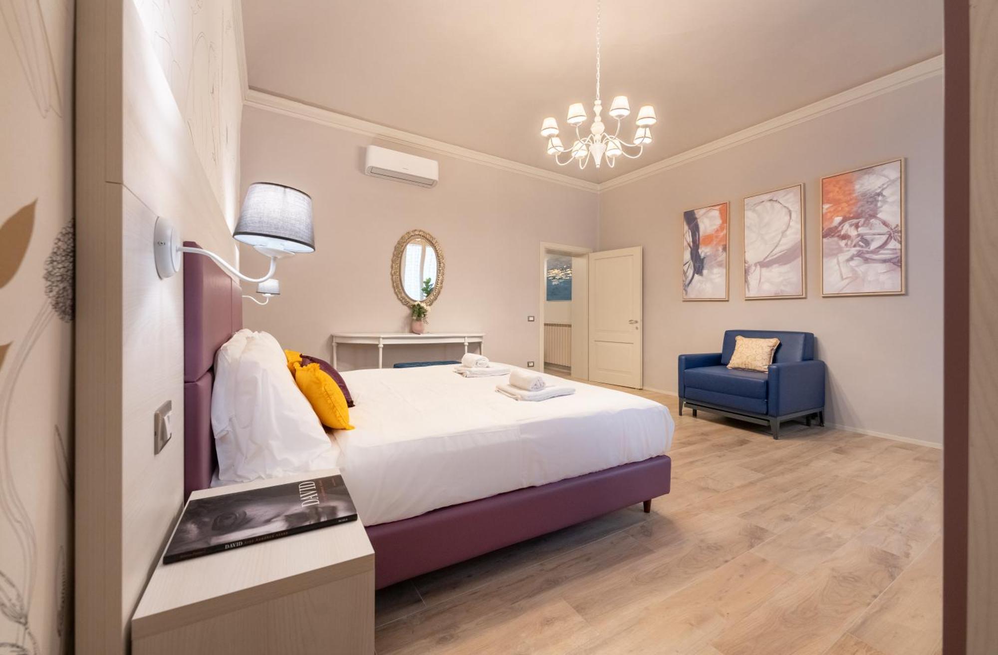 Via Santa Reparata, 1 - 2nd Floor - Stunning And Spacious 10 Min To Historic Center Apartment