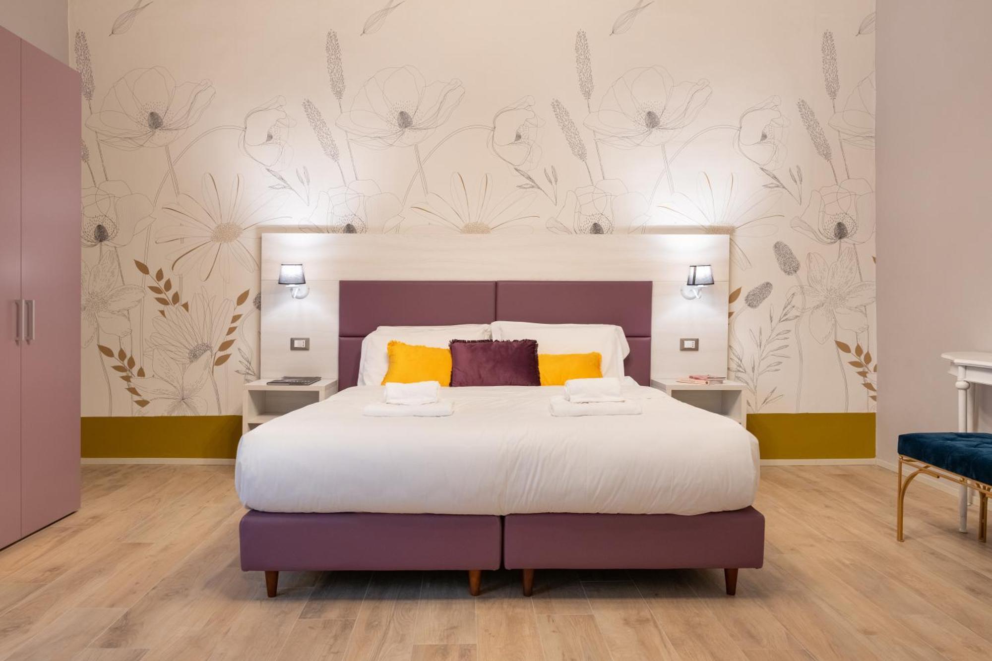 Apartment Via Santa Reparata, 1 - 2nd Floor - Stunning And Spacious 10 Min To Historic Center