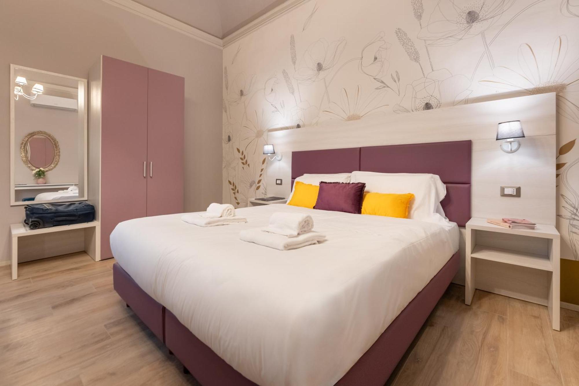 Via Santa Reparata, 1 - 2nd Floor - Stunning And Spacious 10 Min To Historic Center Florence