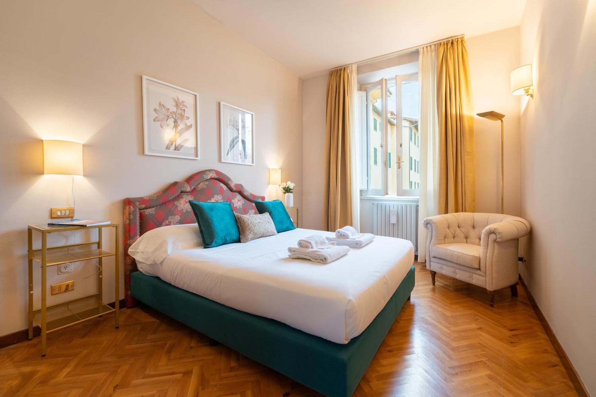 Via Panzani 16, 3th Floor - Antonella - Elegant & Spacious, 3-bedroom In Historic Center Appartement Florence